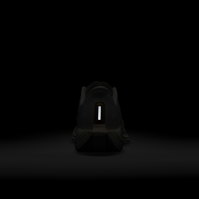 نايكي بيجاسوس بلس image number 8 نايكي بيجاسوس بلس image number 8