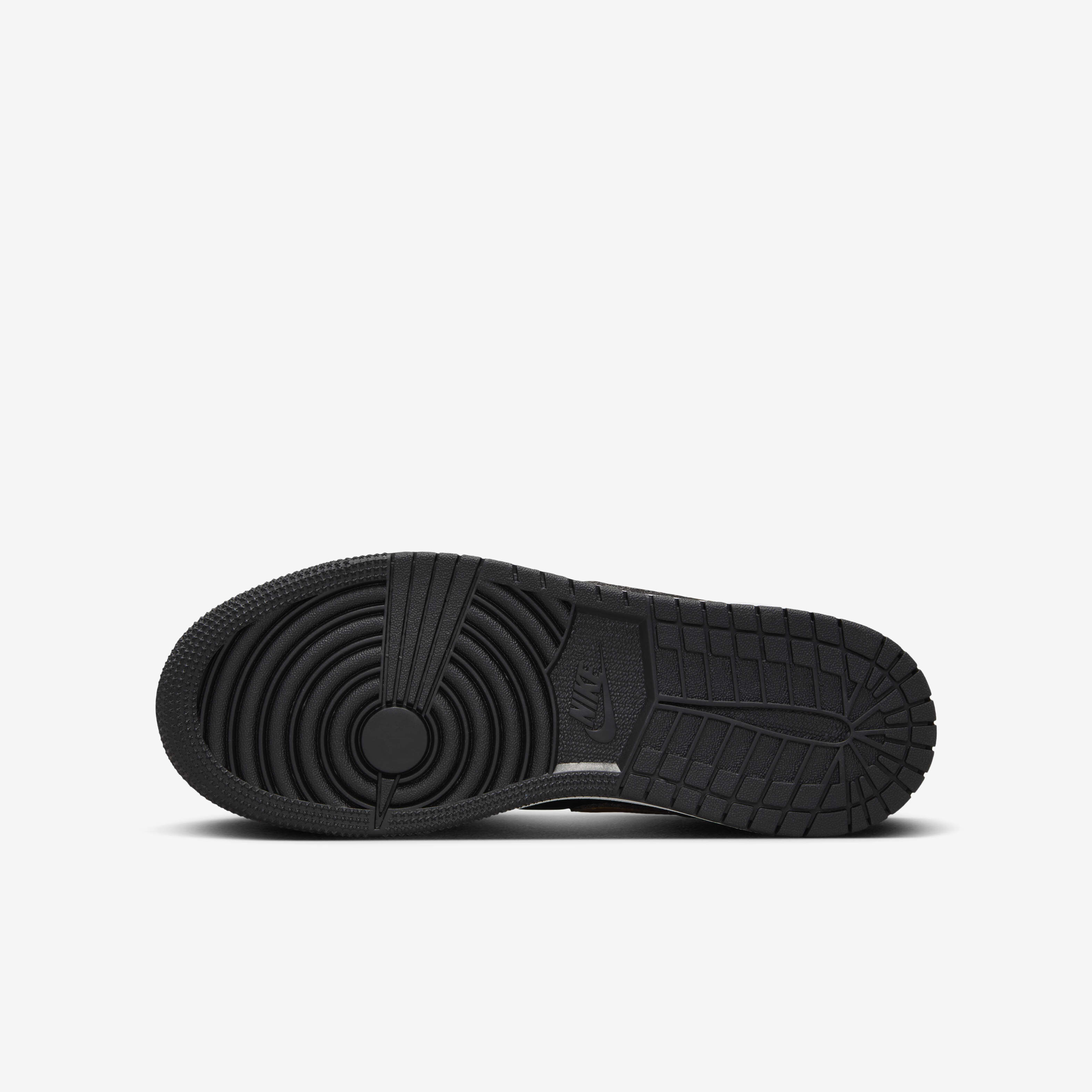 Air Jordan 1 Mid image number 1