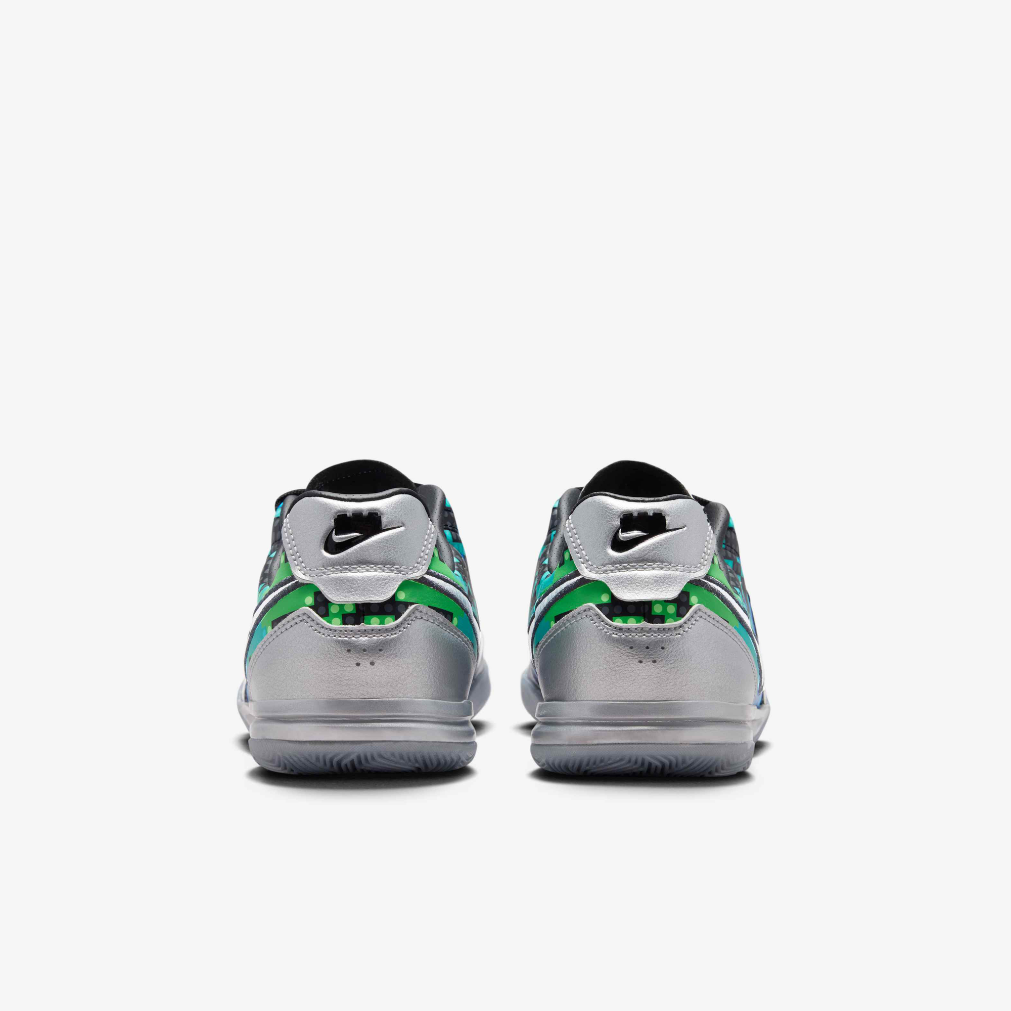 Zoom image