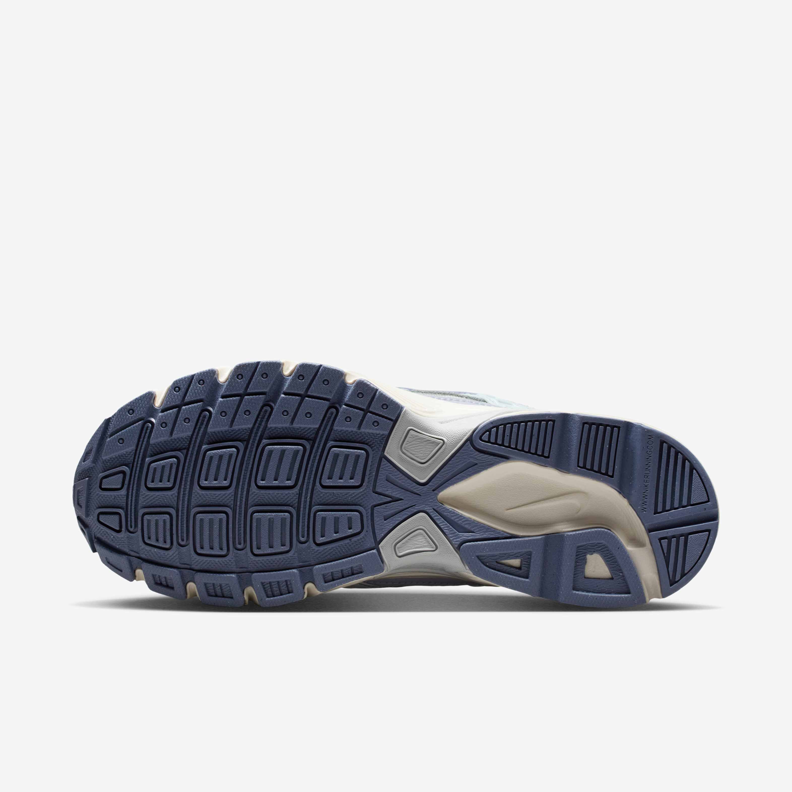 نايكي انيشيتر image number 1