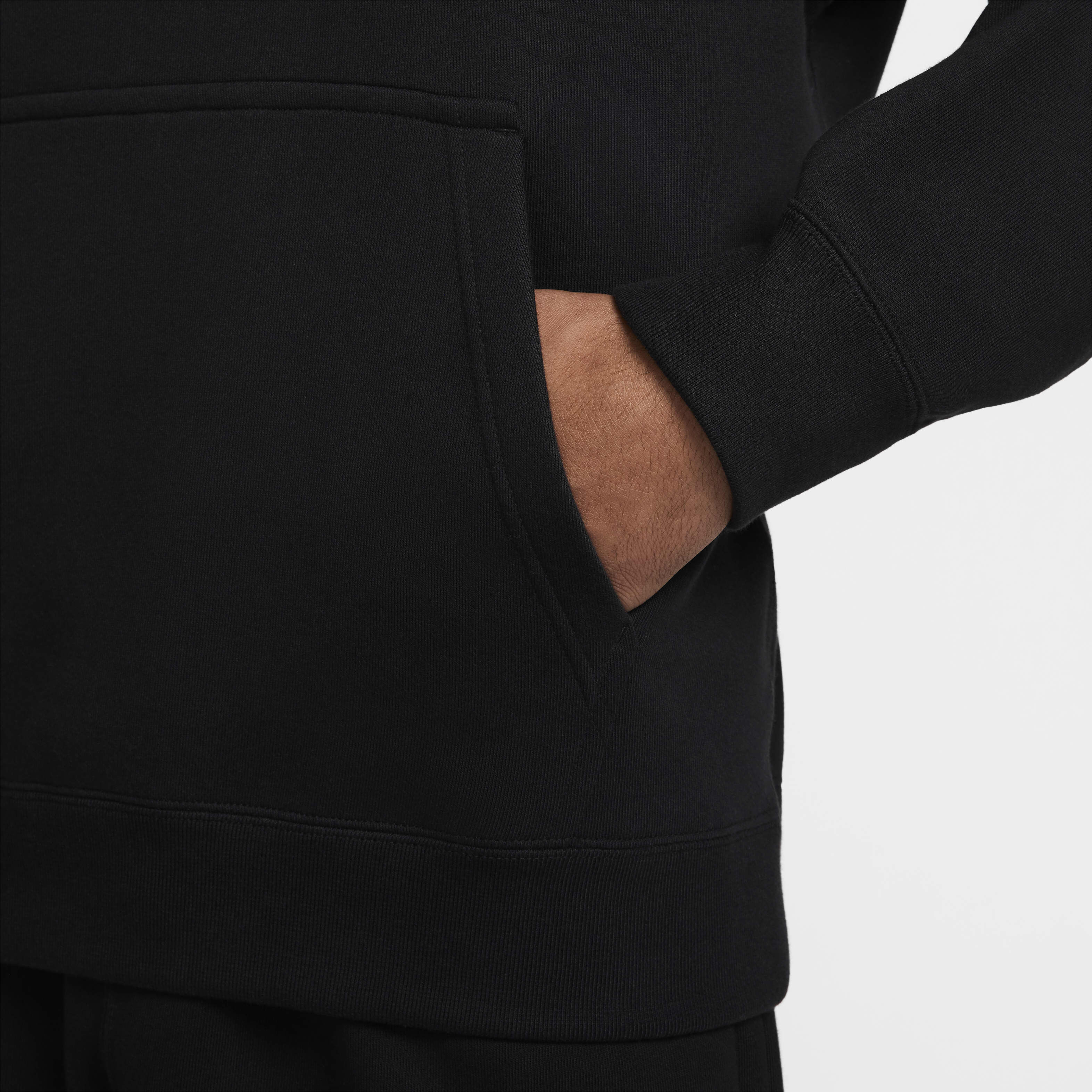 Nike Solo Swoosh image number 4