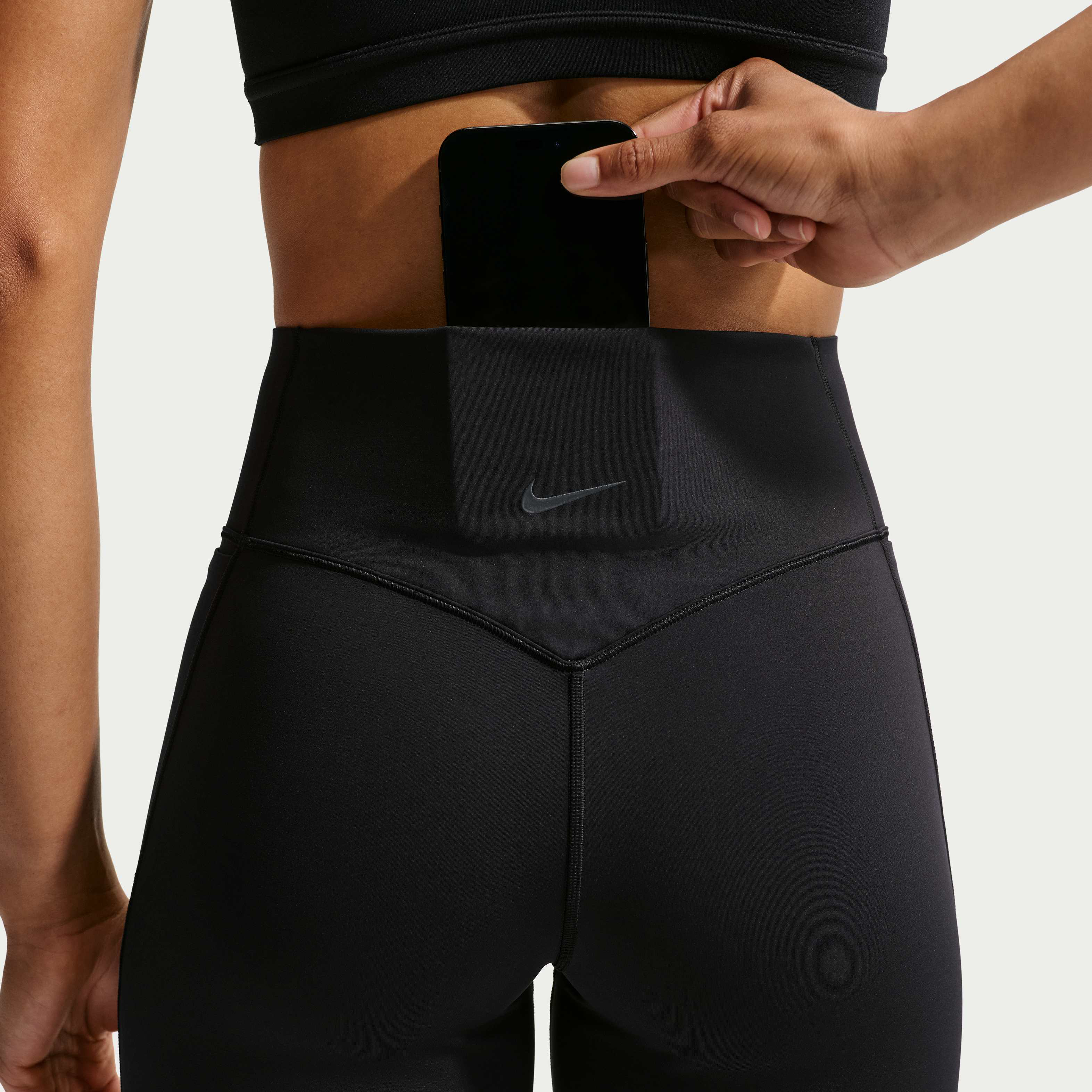 Nike Universa image number 5