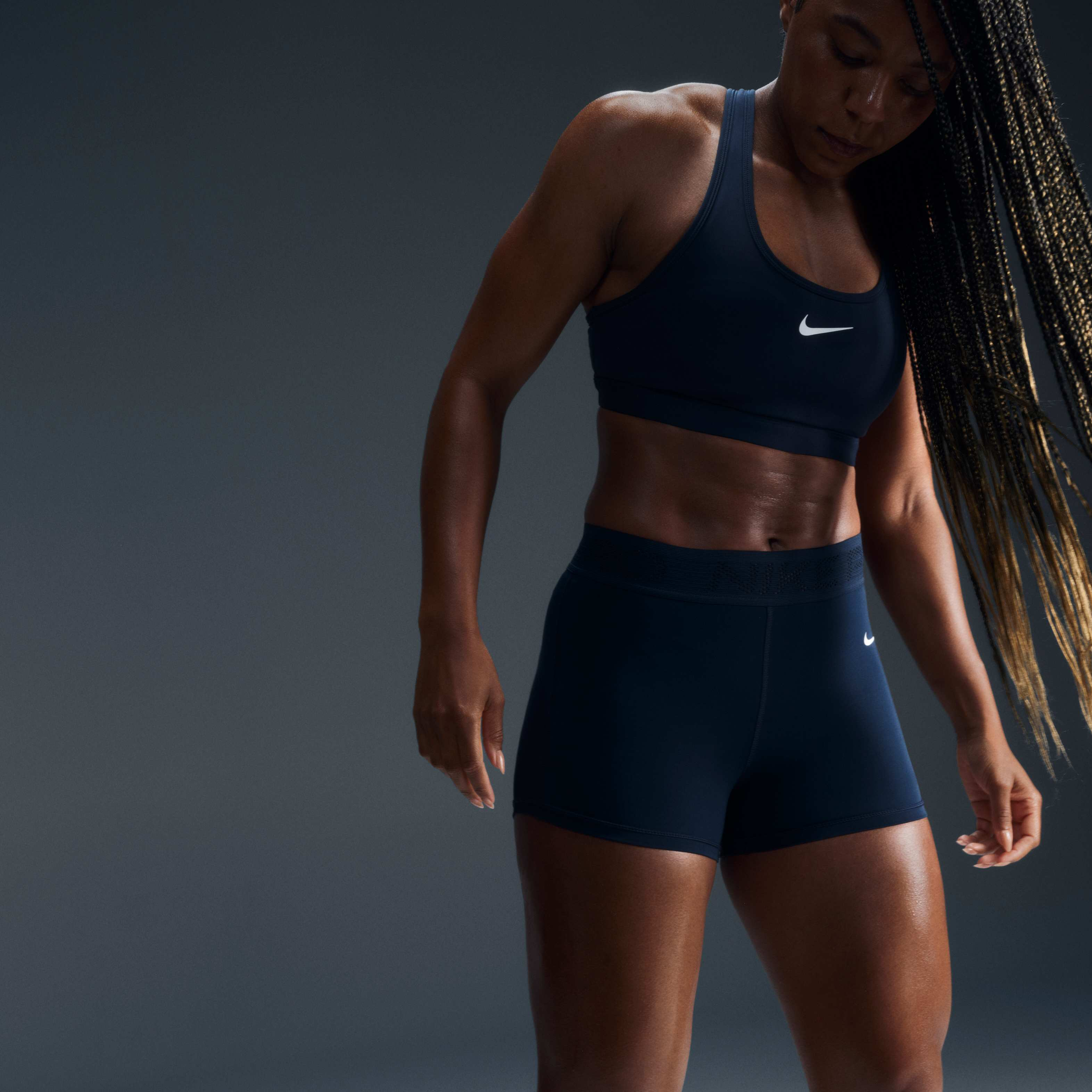 Nike Swoosh Medium-Support image number 5