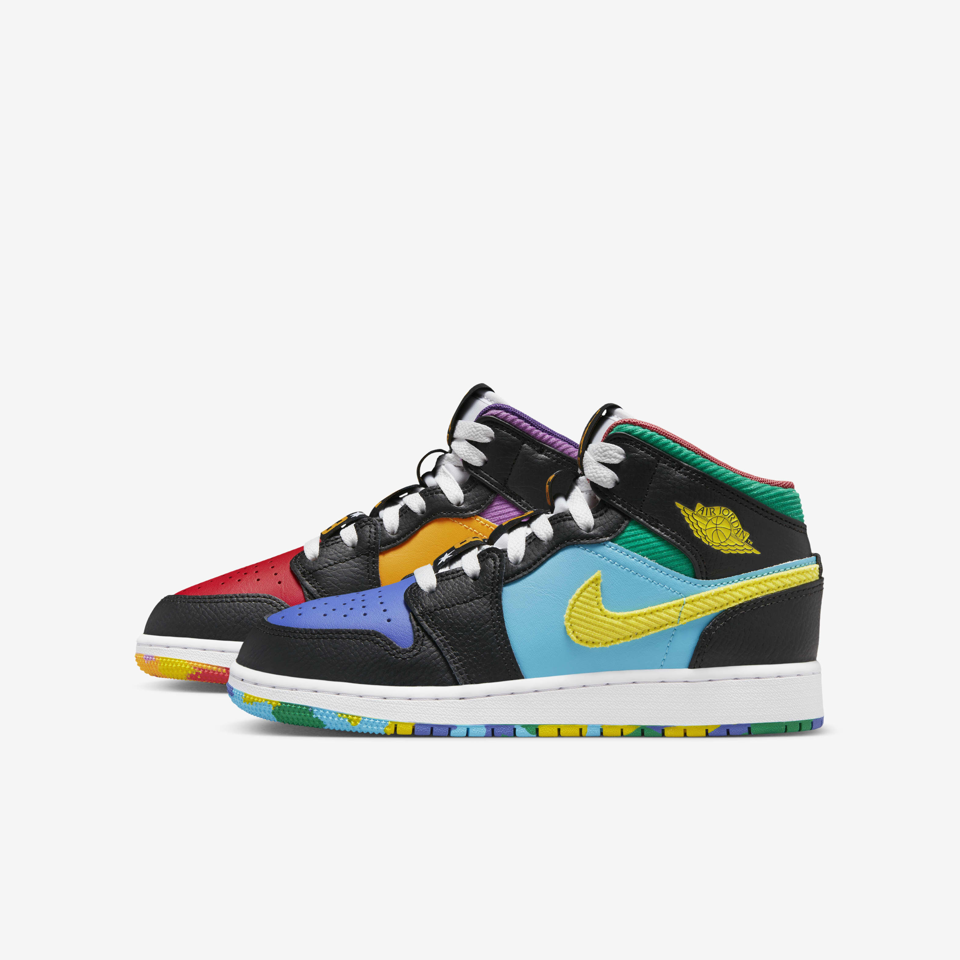 اير جوردن 1 ميد سنيكر سكول image number 0