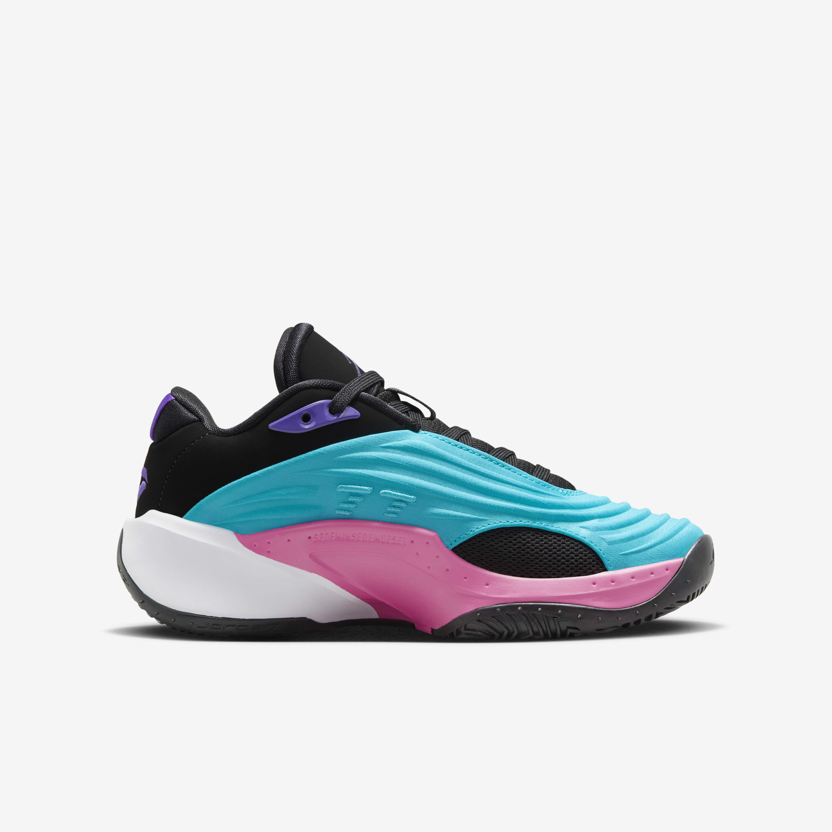 Luka 3 image number 2