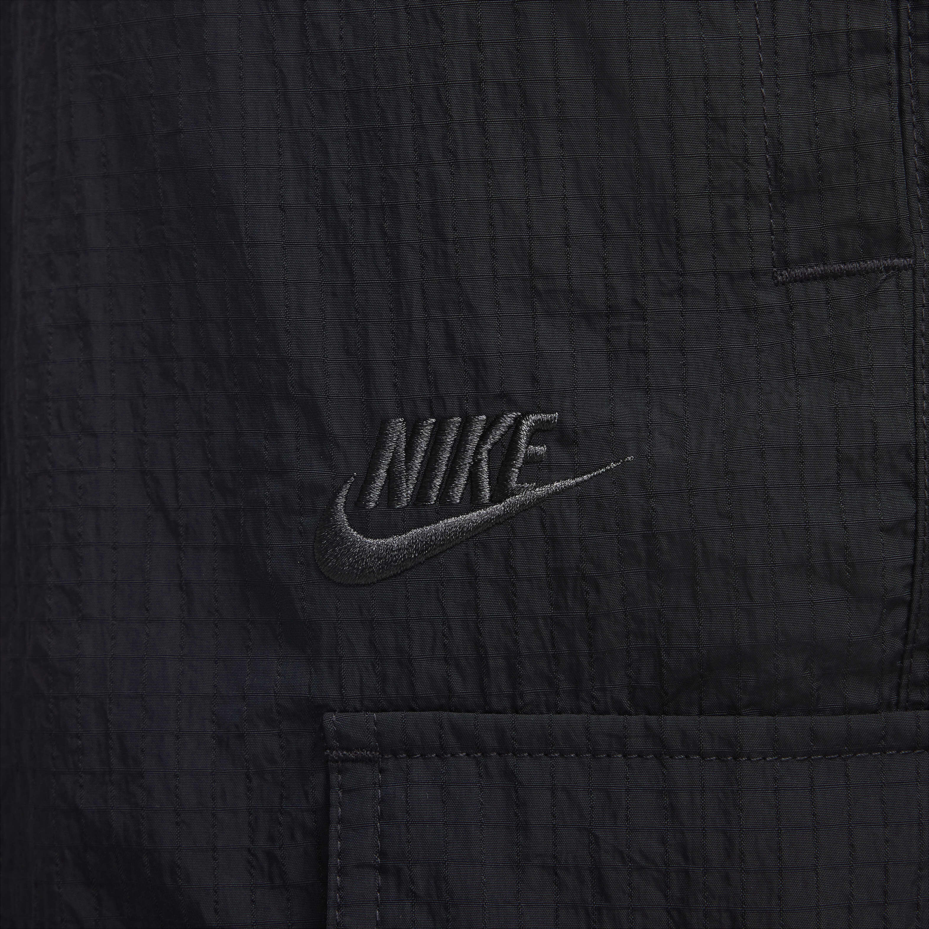 Nike Sportswear Repeat image number 4
