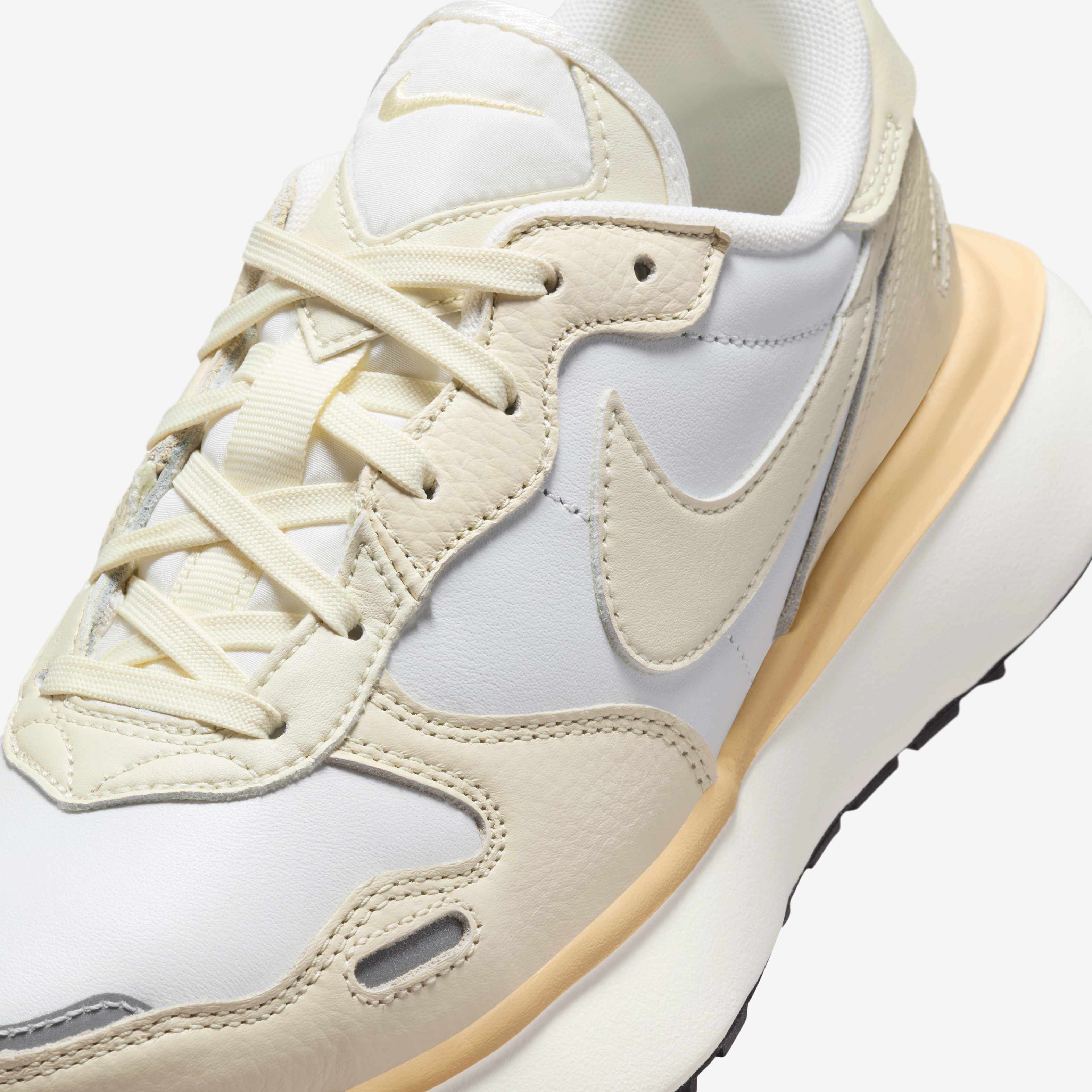 نايكي فينكس وافل ليذر image number 6