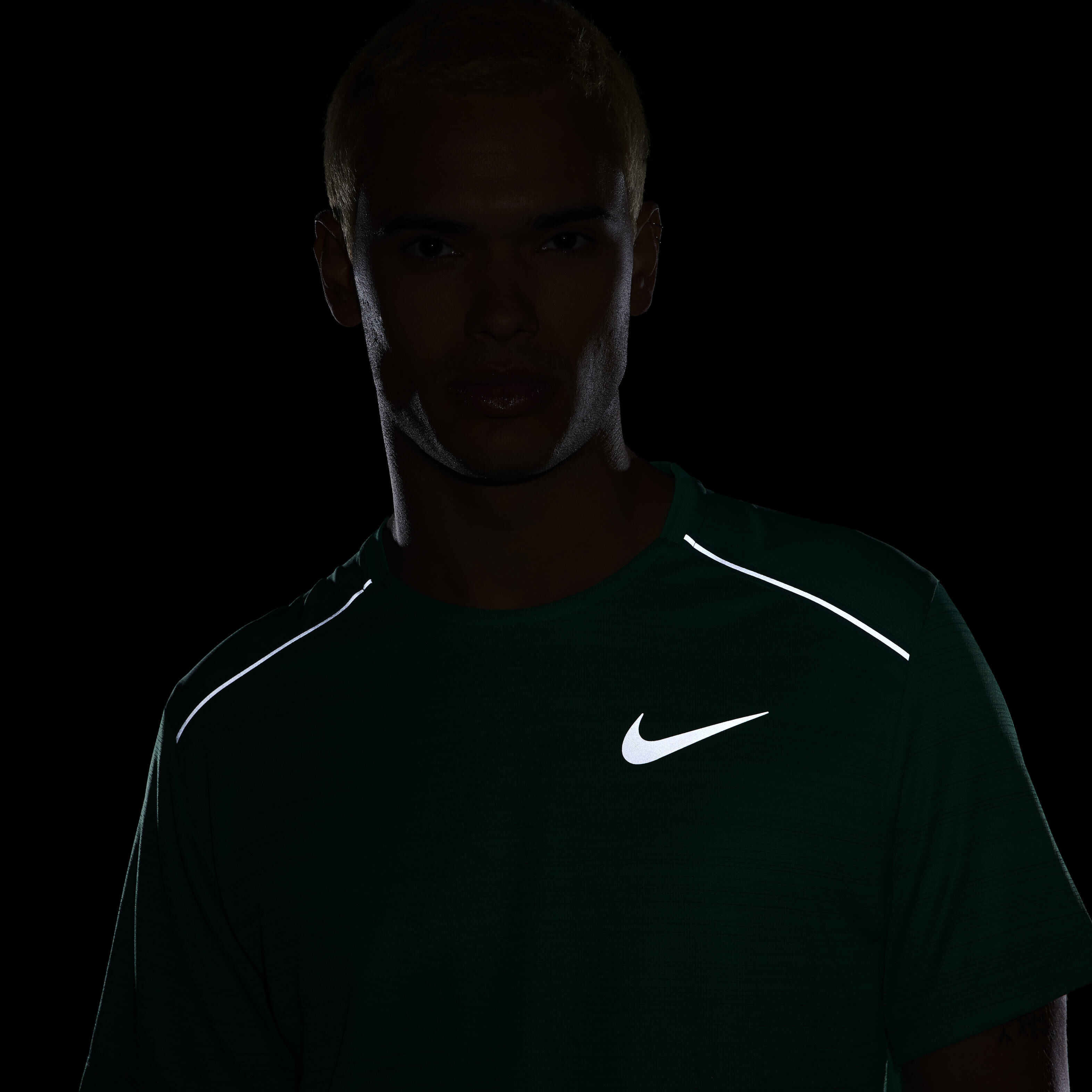 Nike Miler image number 5