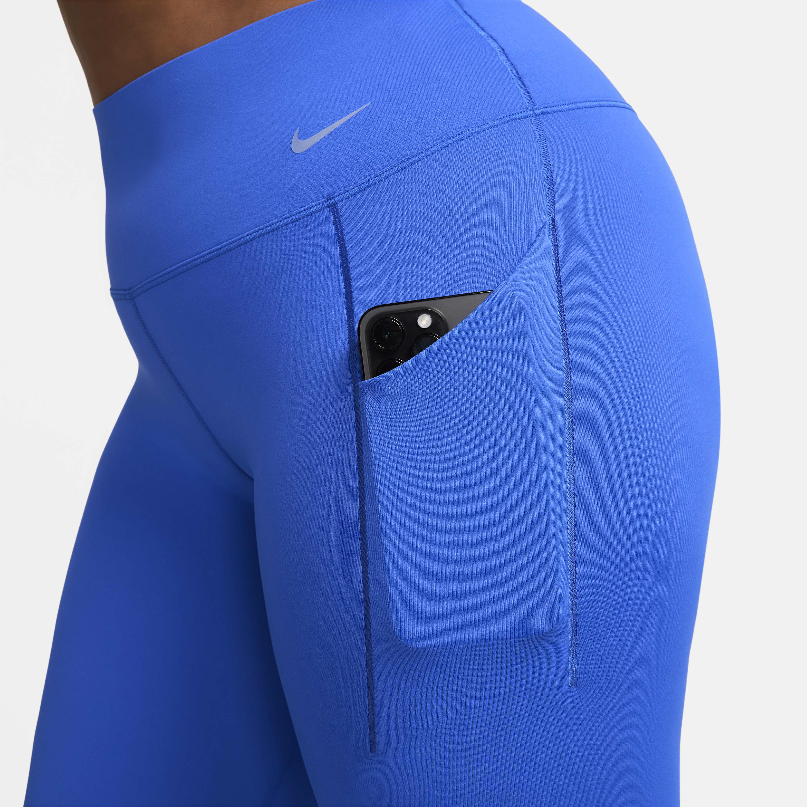 نايكي يونيفيرسا image number 6