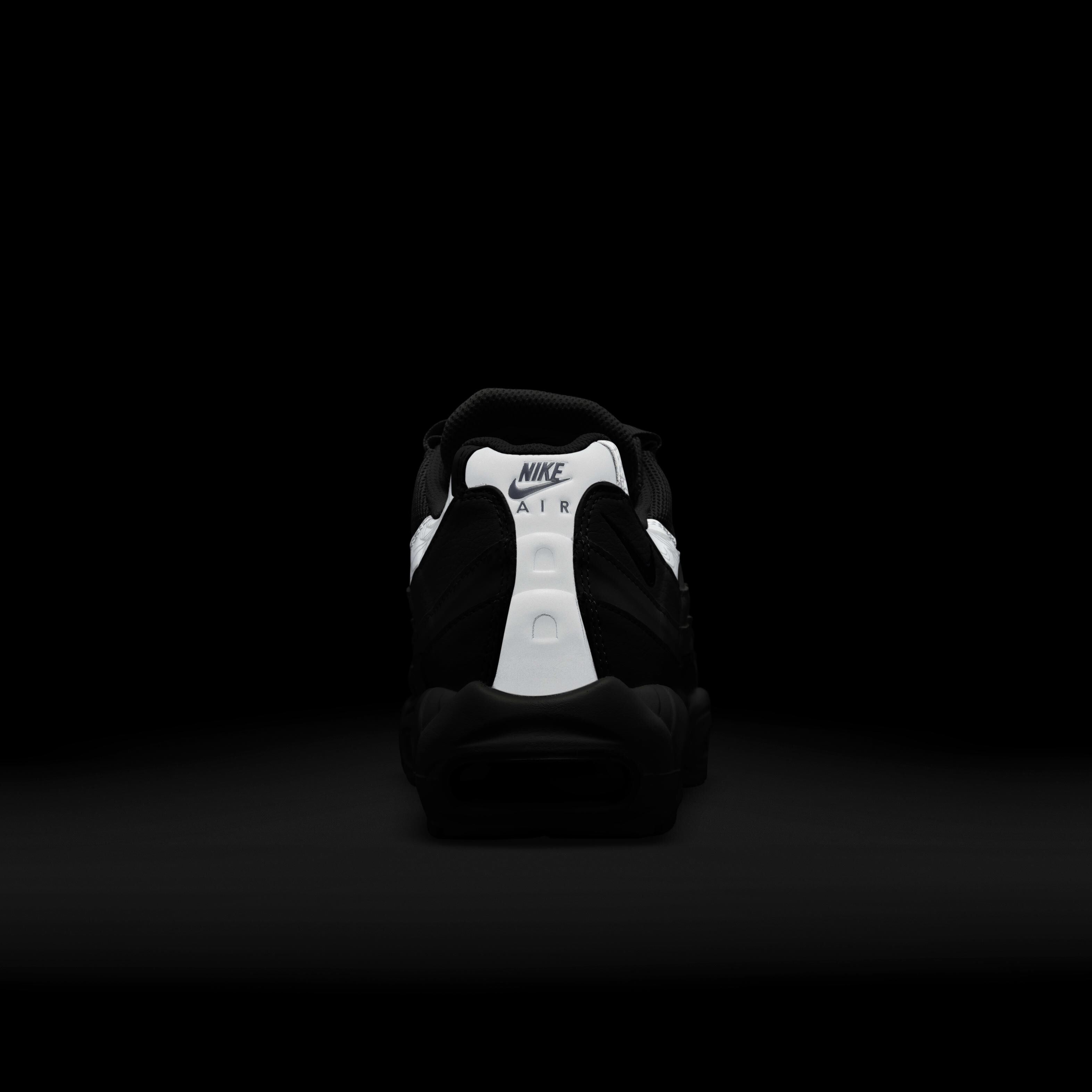 Nike Air Max 95 image number 9