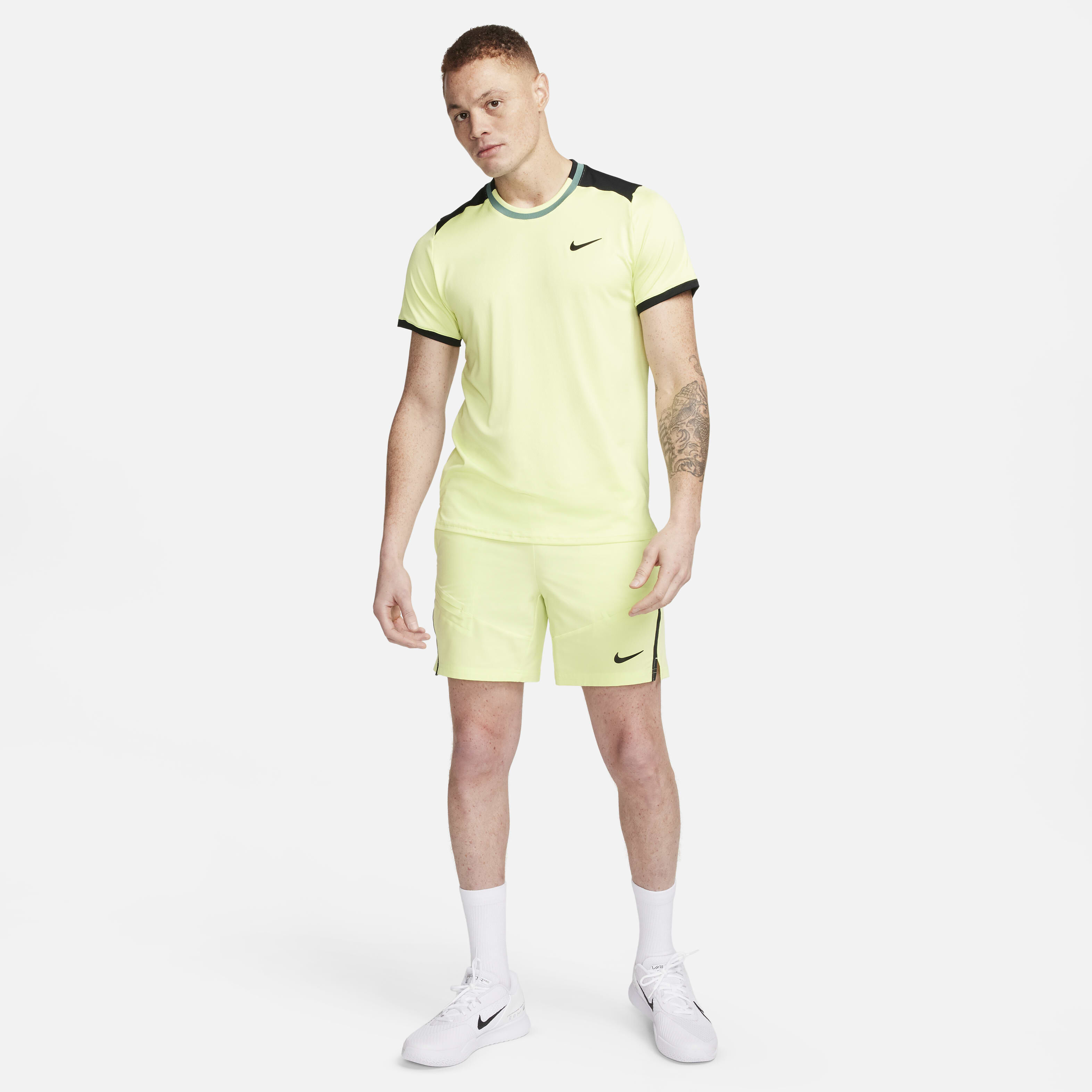 NikeCourt Advantage image number 4