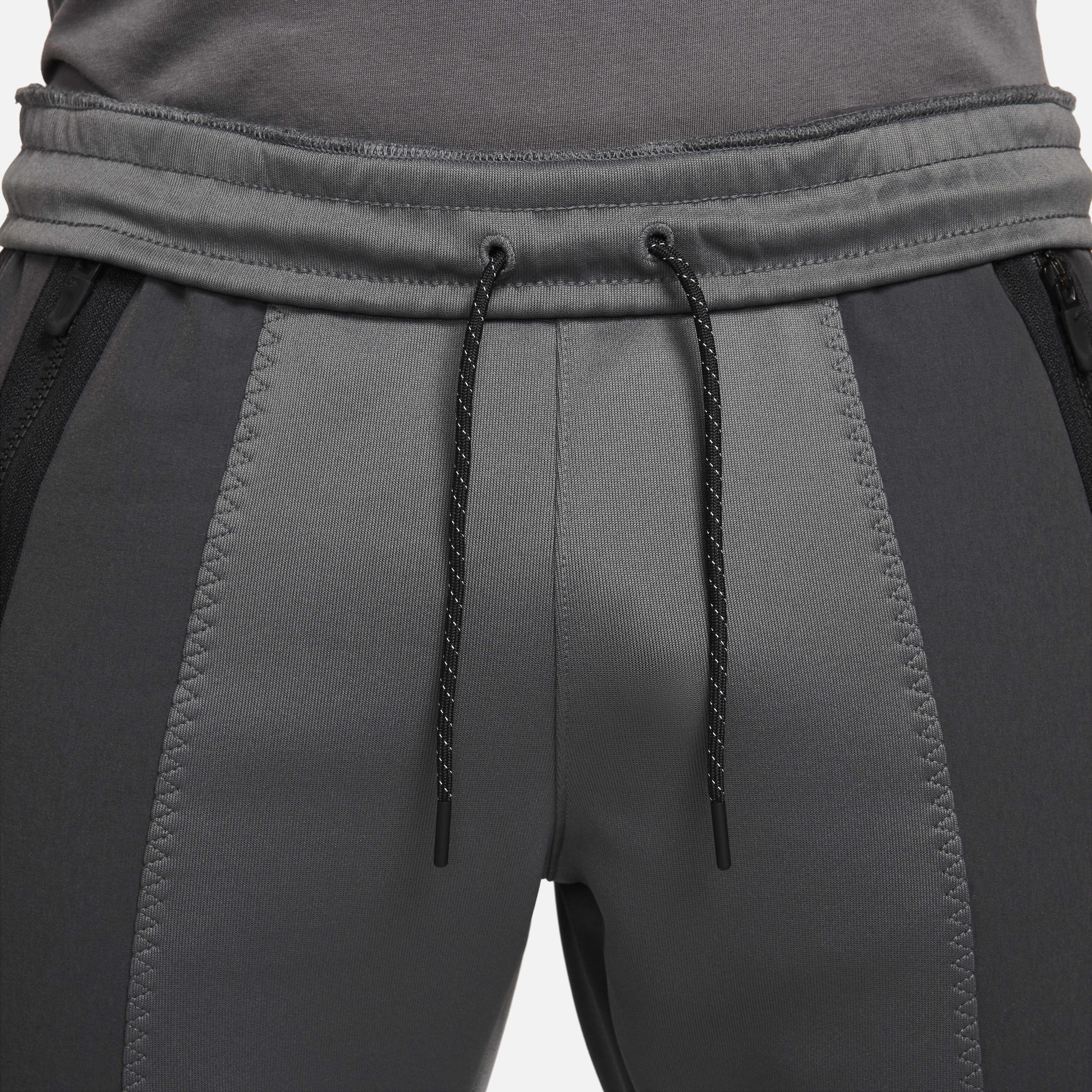 Nike Air Max image number 2