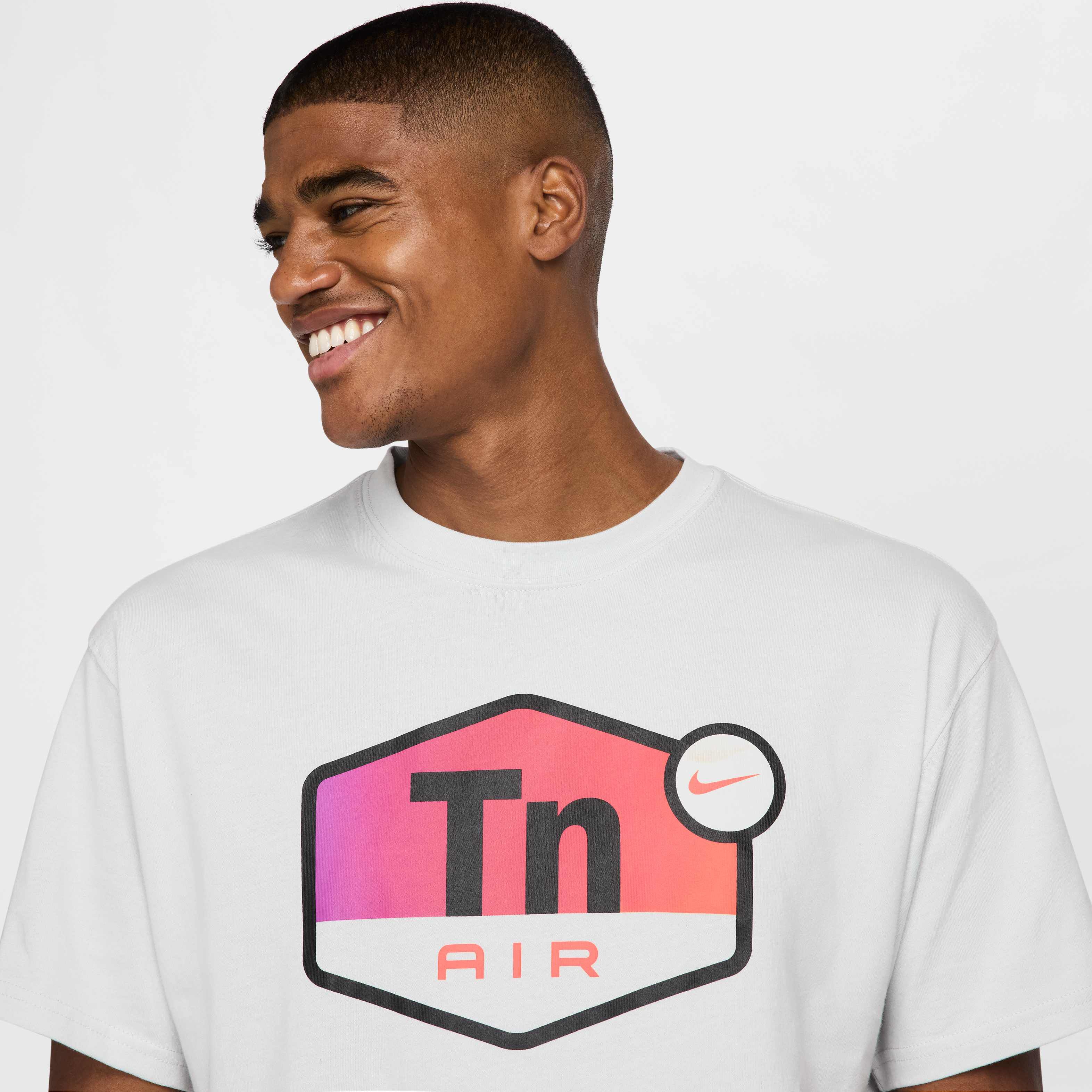 Nike Sportswear image number 2