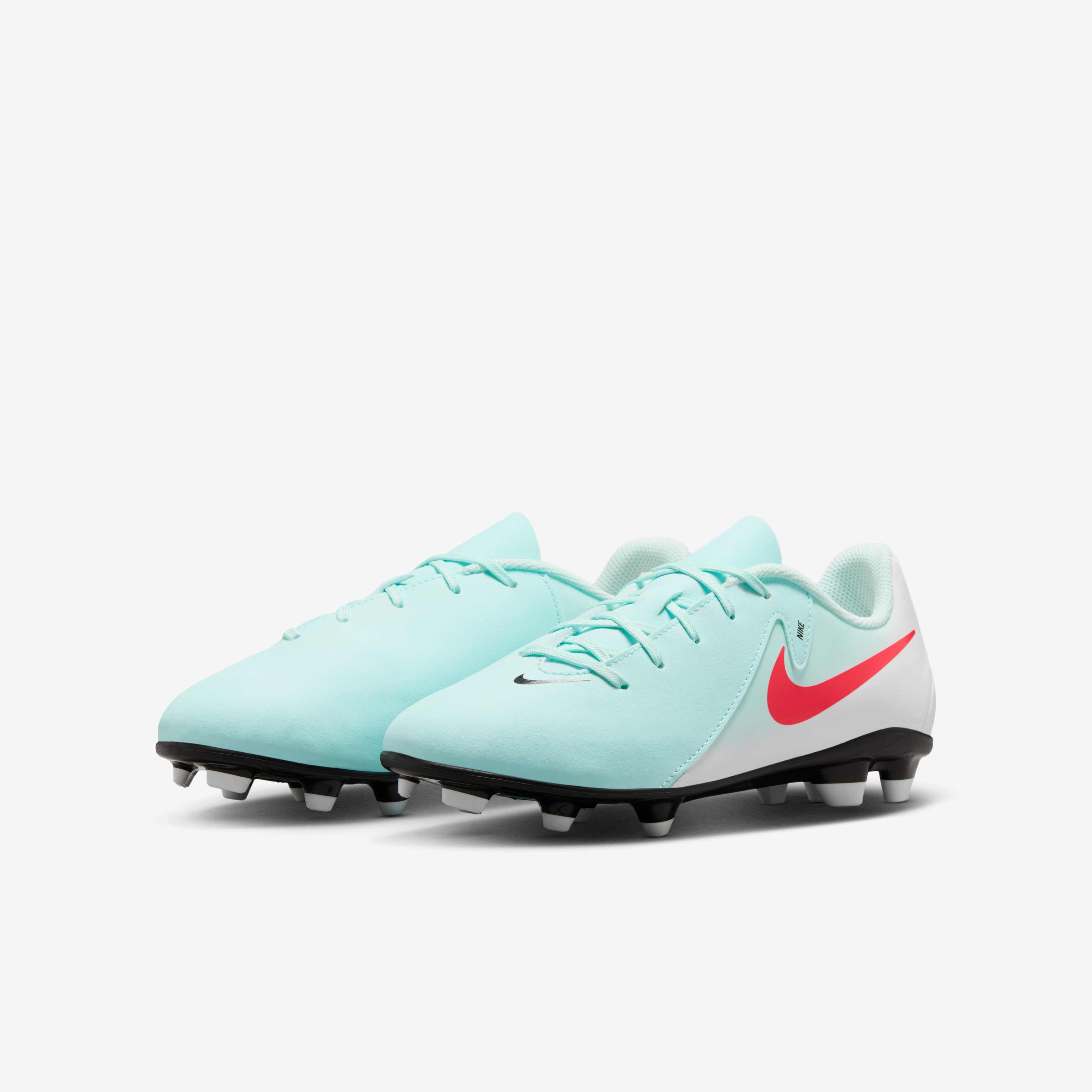 Nike Jr. Phantom GX 2 Club image number 4