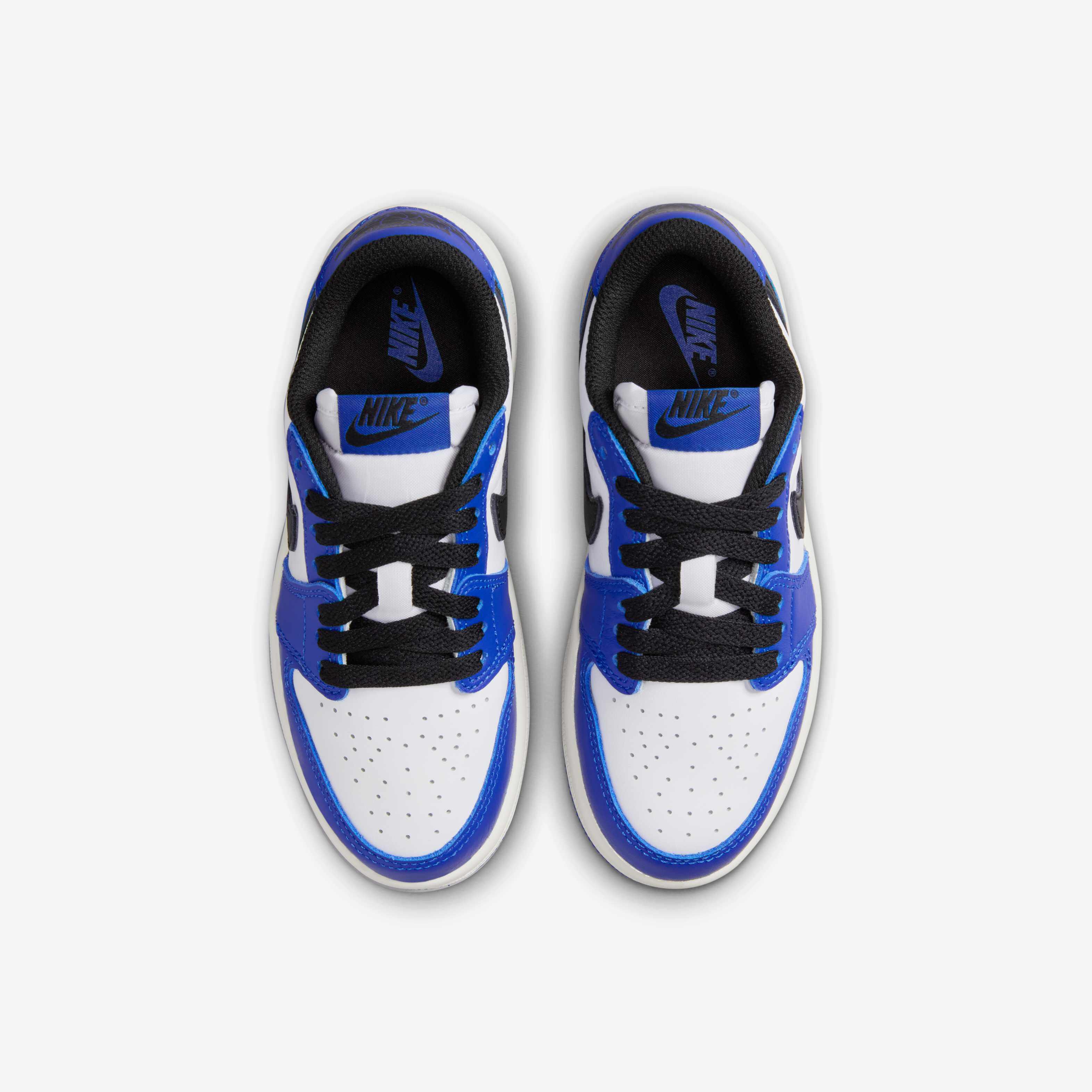 Royal kids shoes store