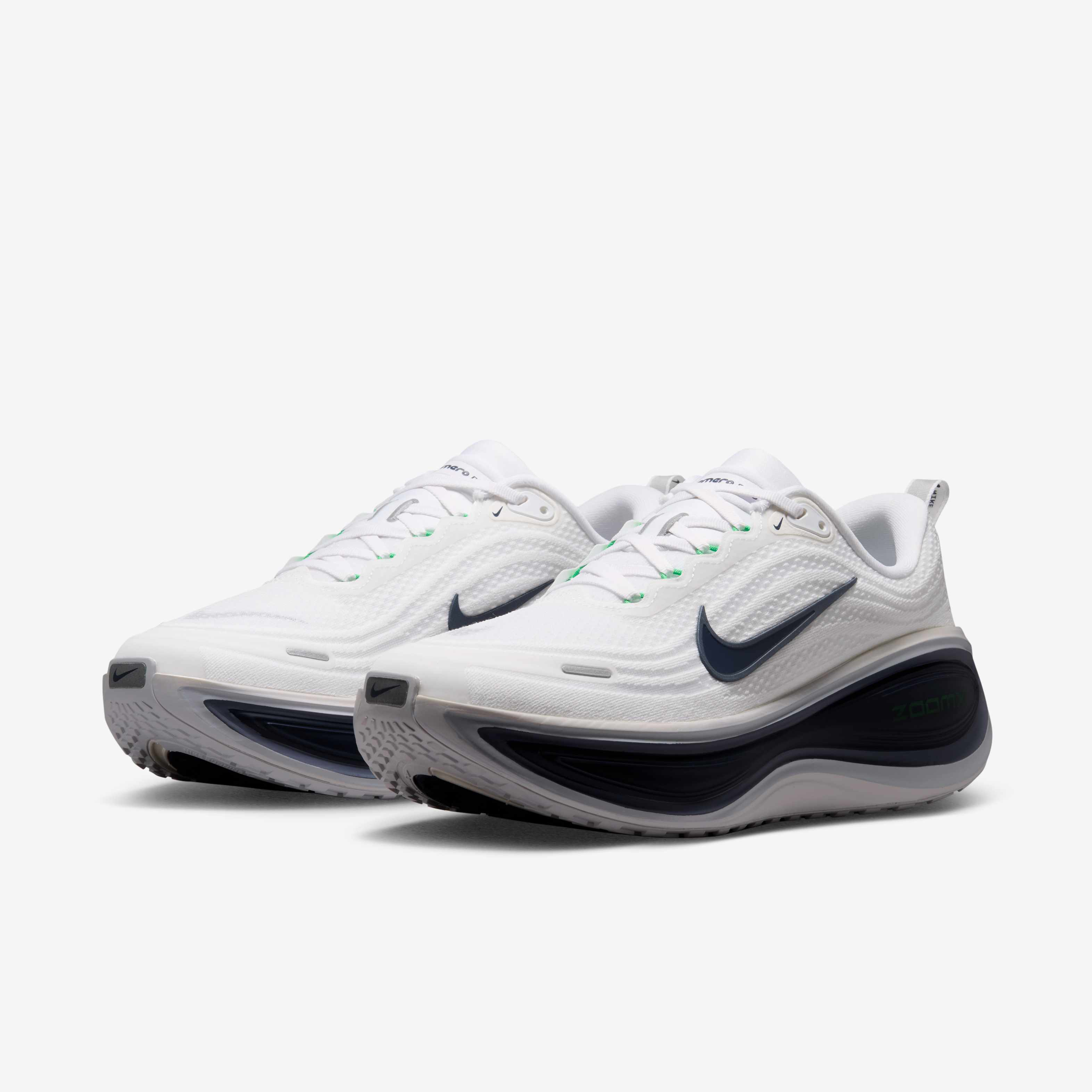 Nike Vomero Plus image number 4