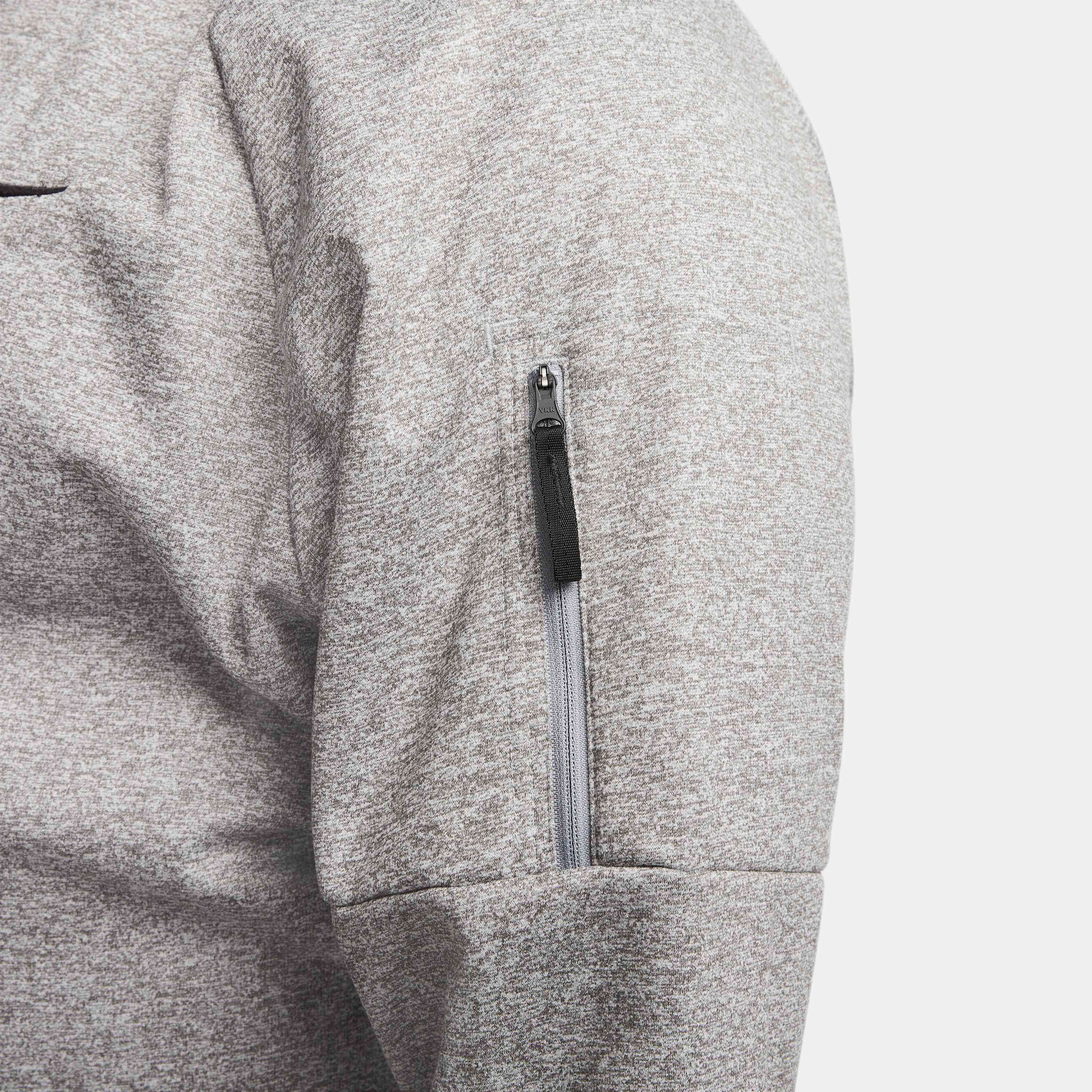 Nike Therma image number 9