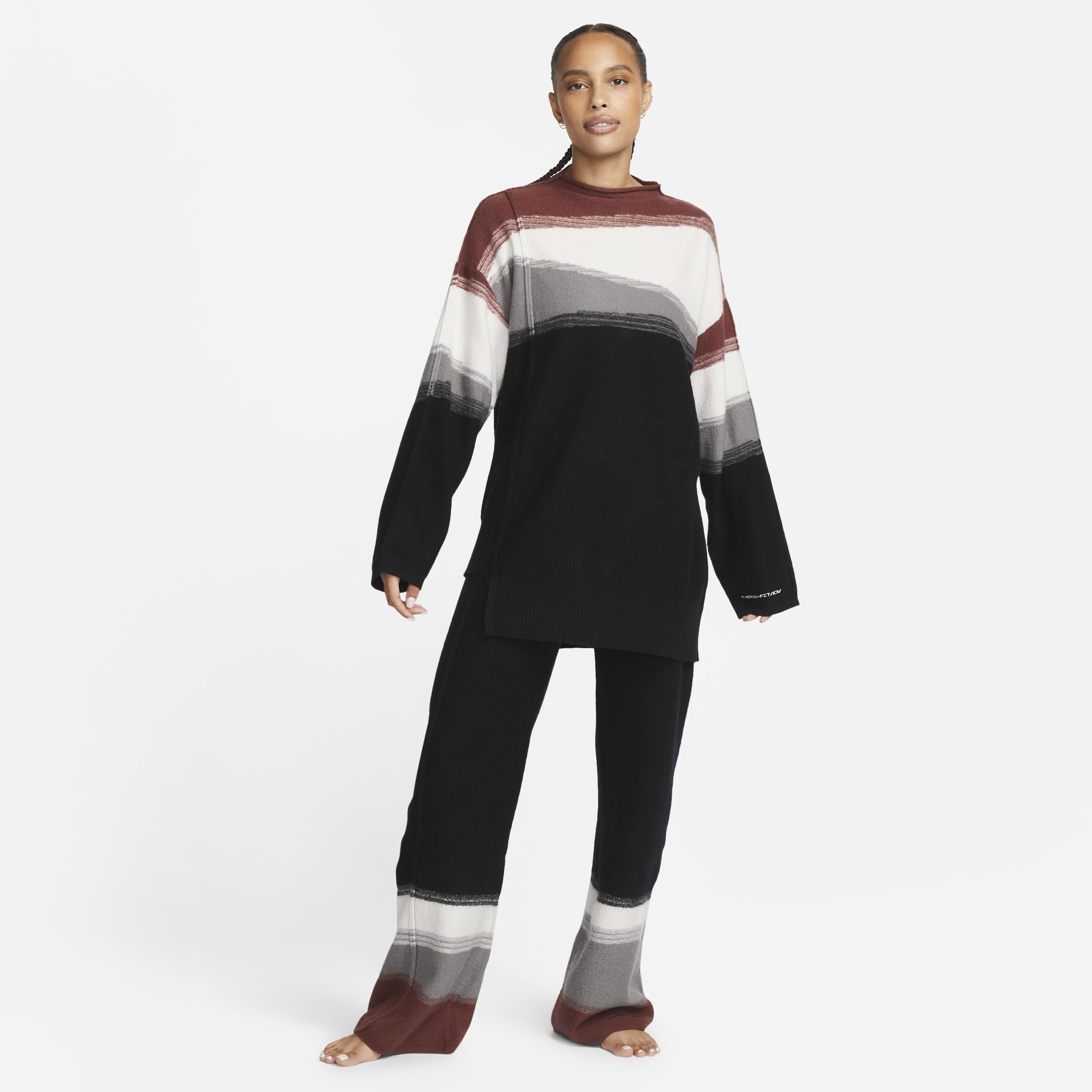 نايكي يوغا ثيرما-فت ايه دي في image number 4