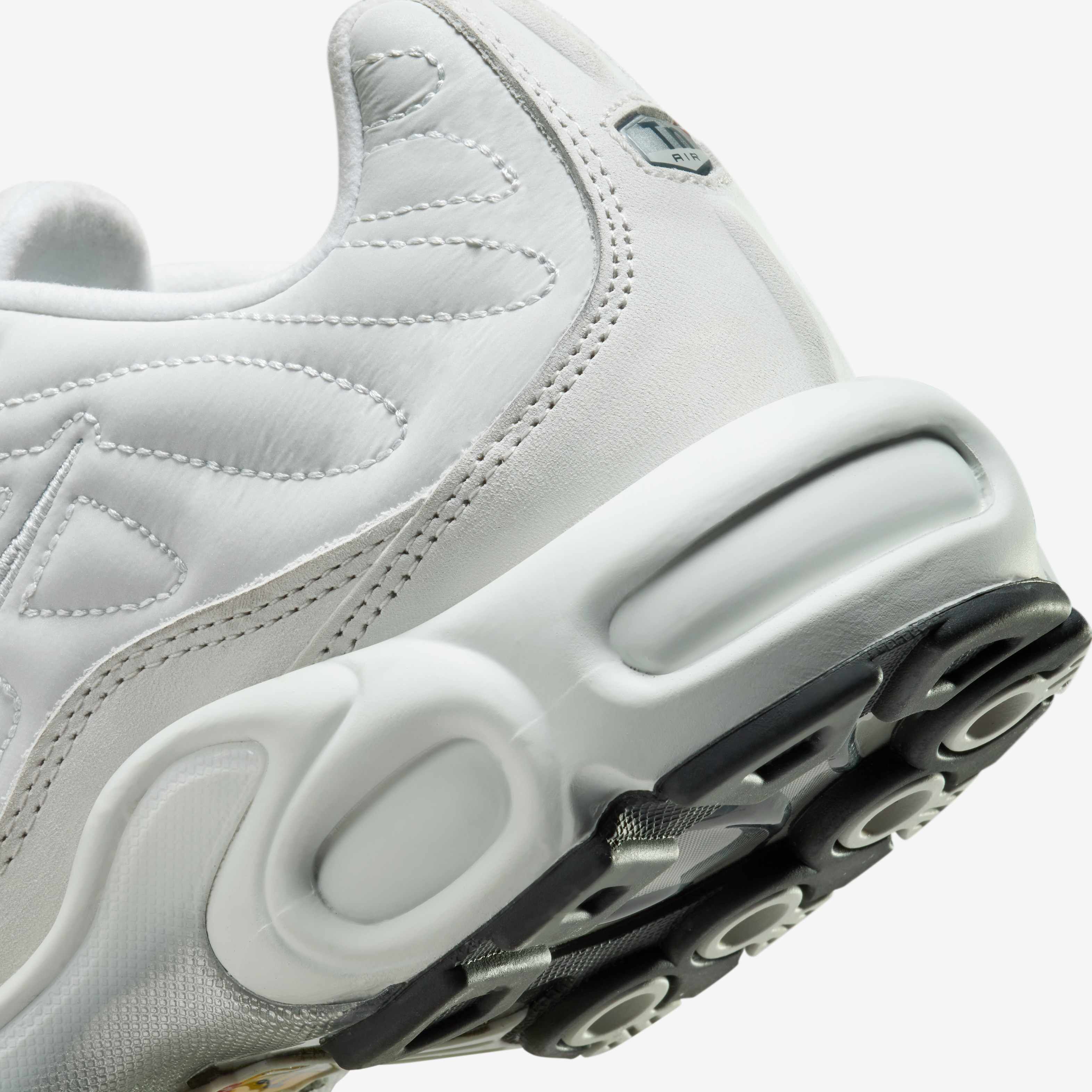 Buy Nike Air Max Plus Women s Shoes Nike Qatar Official