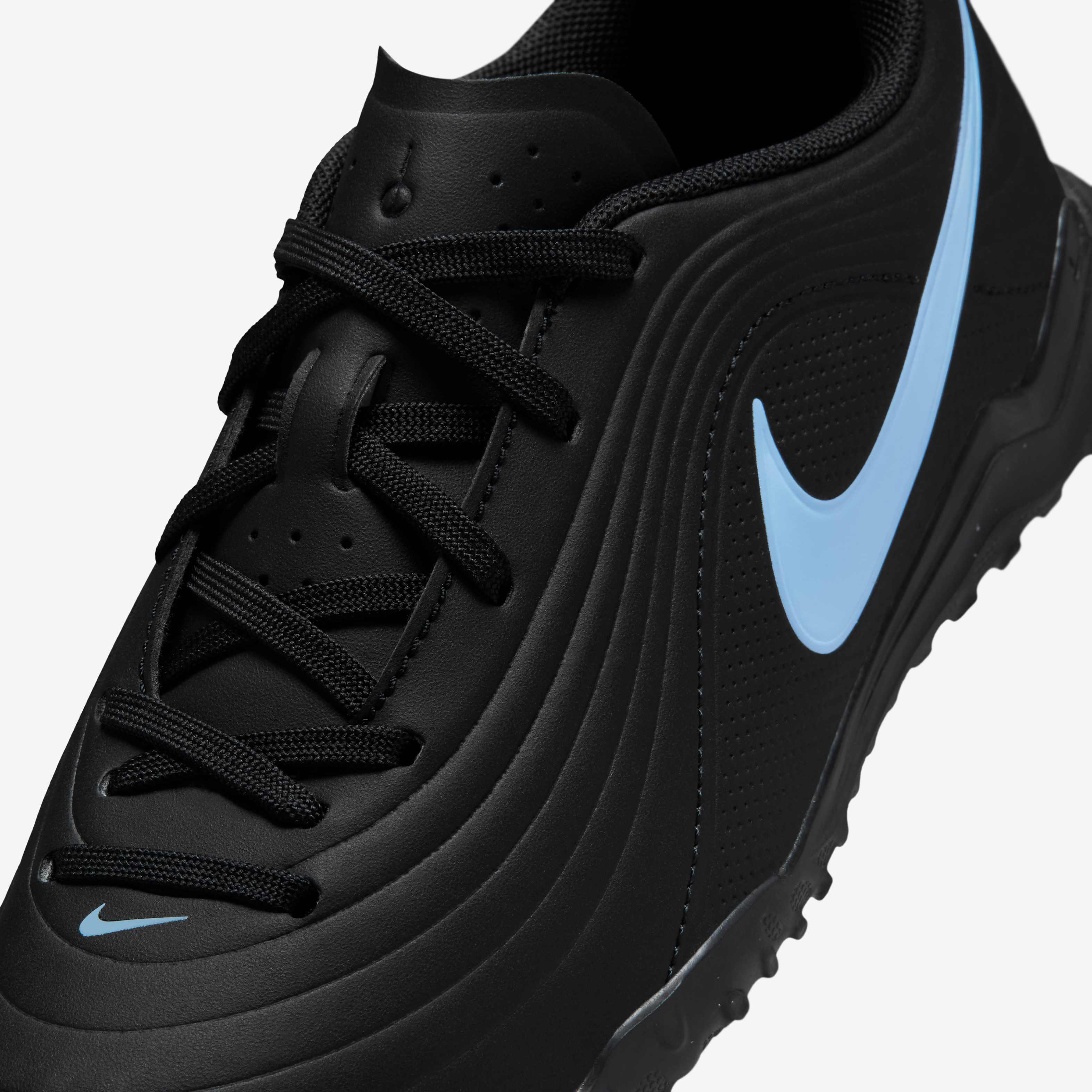 نايكي تيمبو مايسترو كلوب image number 6