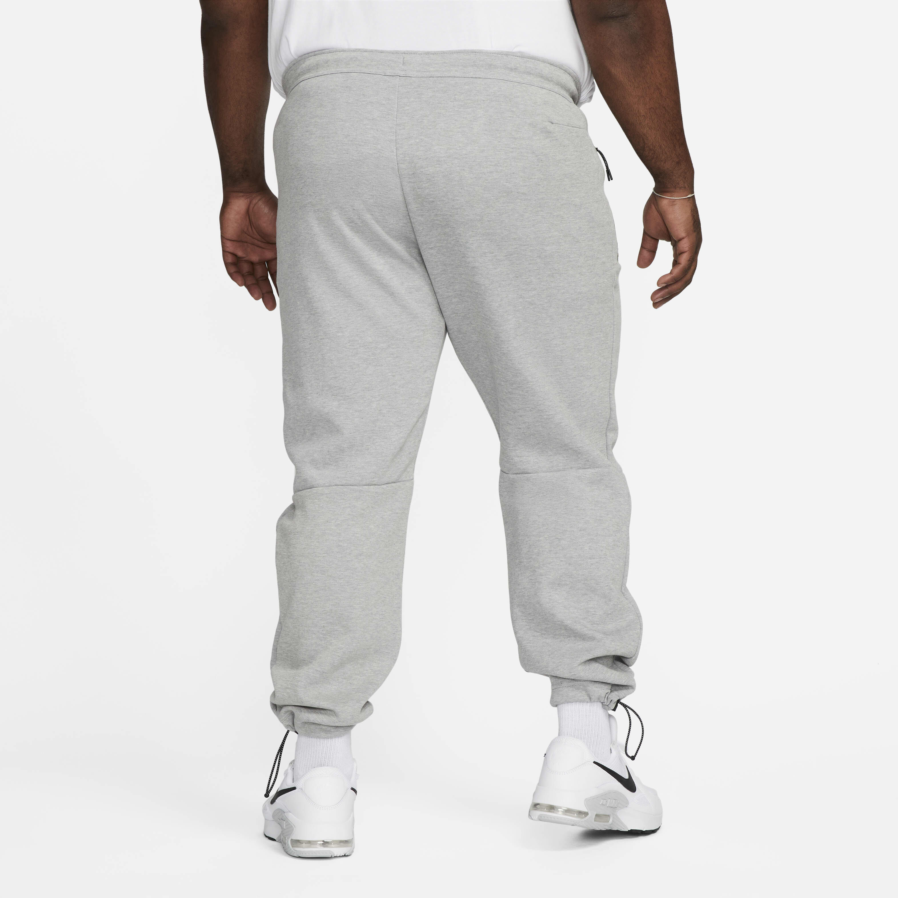 Nike Sportswear Tech Fleece image number 6