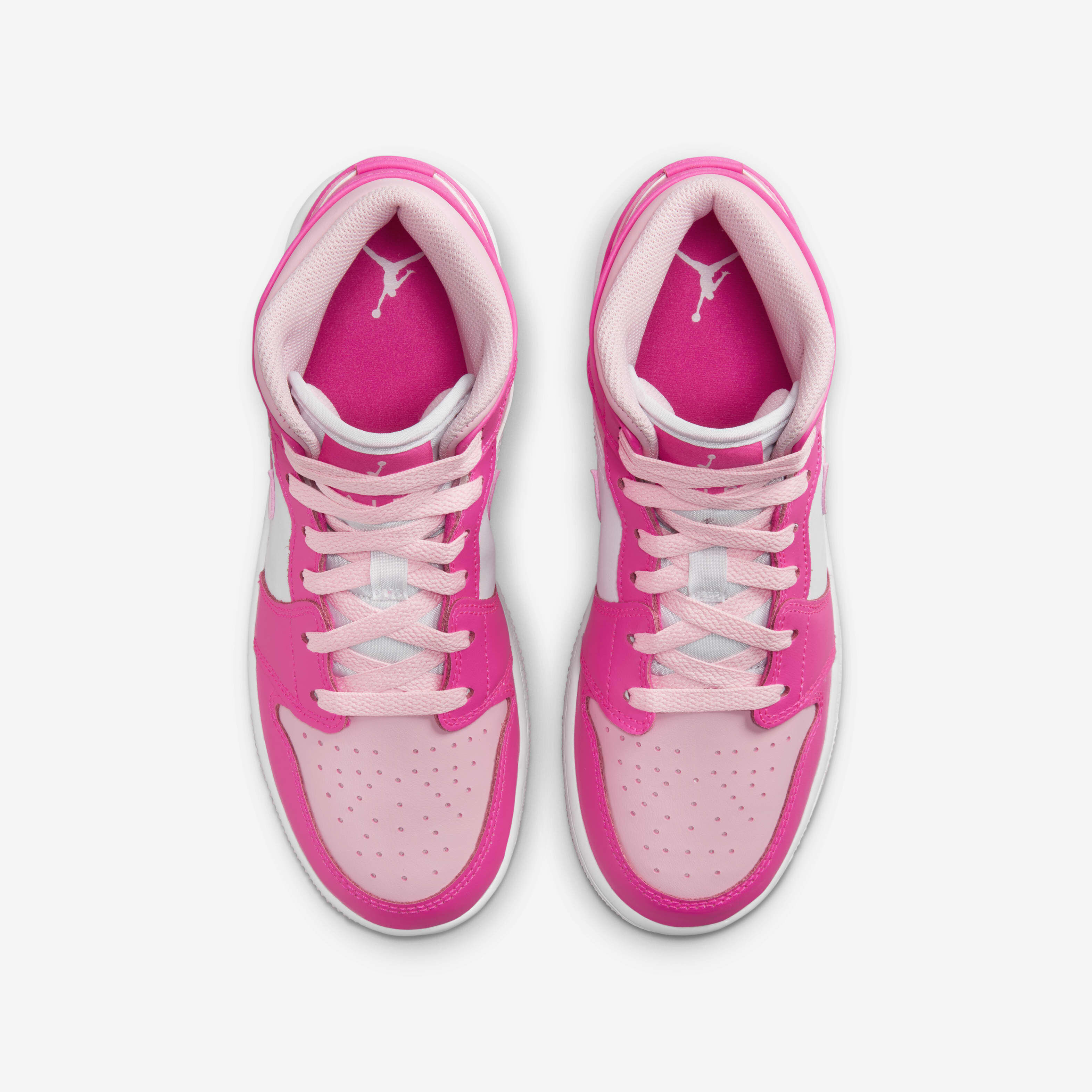 Air Jordan 1 Mid image number 3