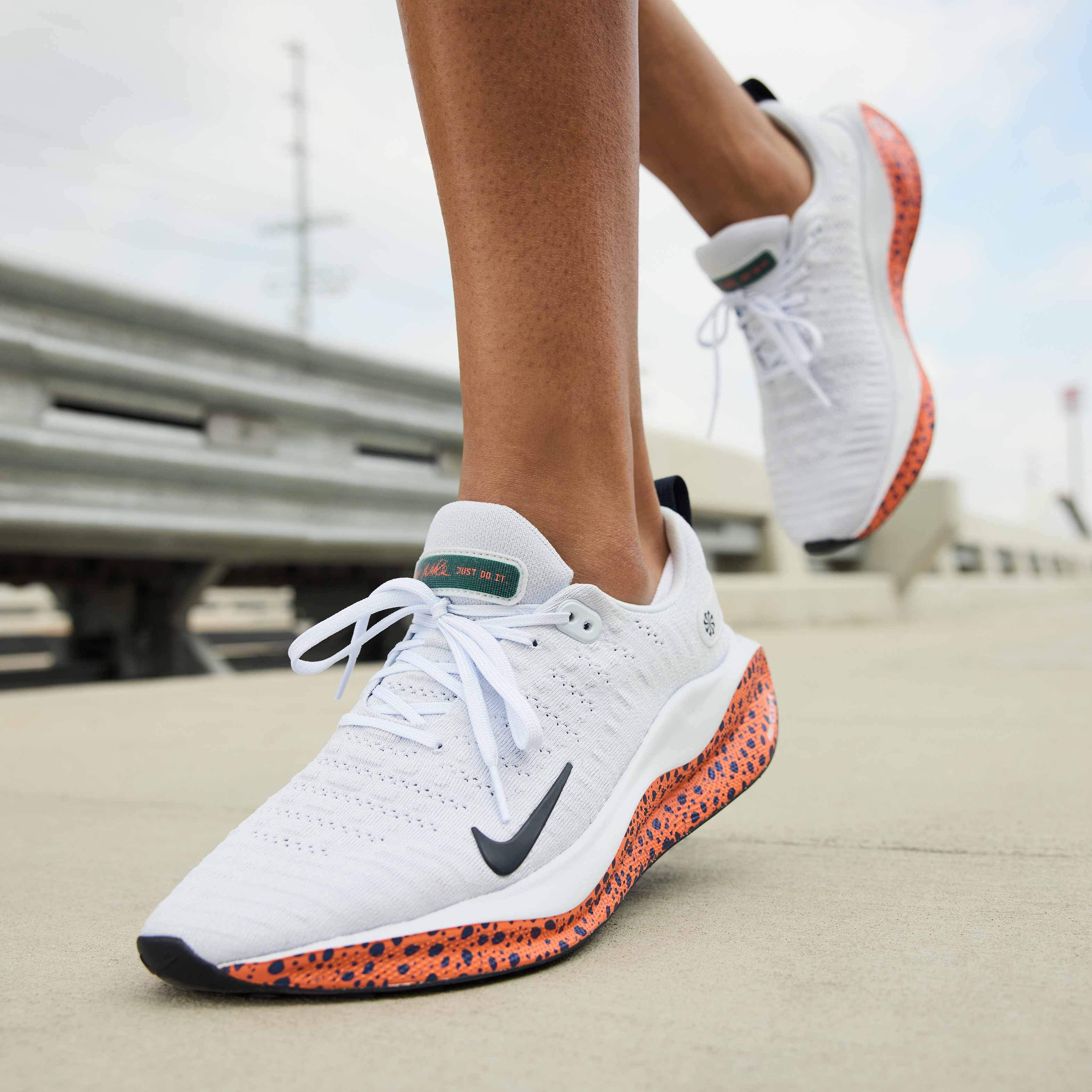 نايكي انفينيتي رن 4 ايلكترك image number 9