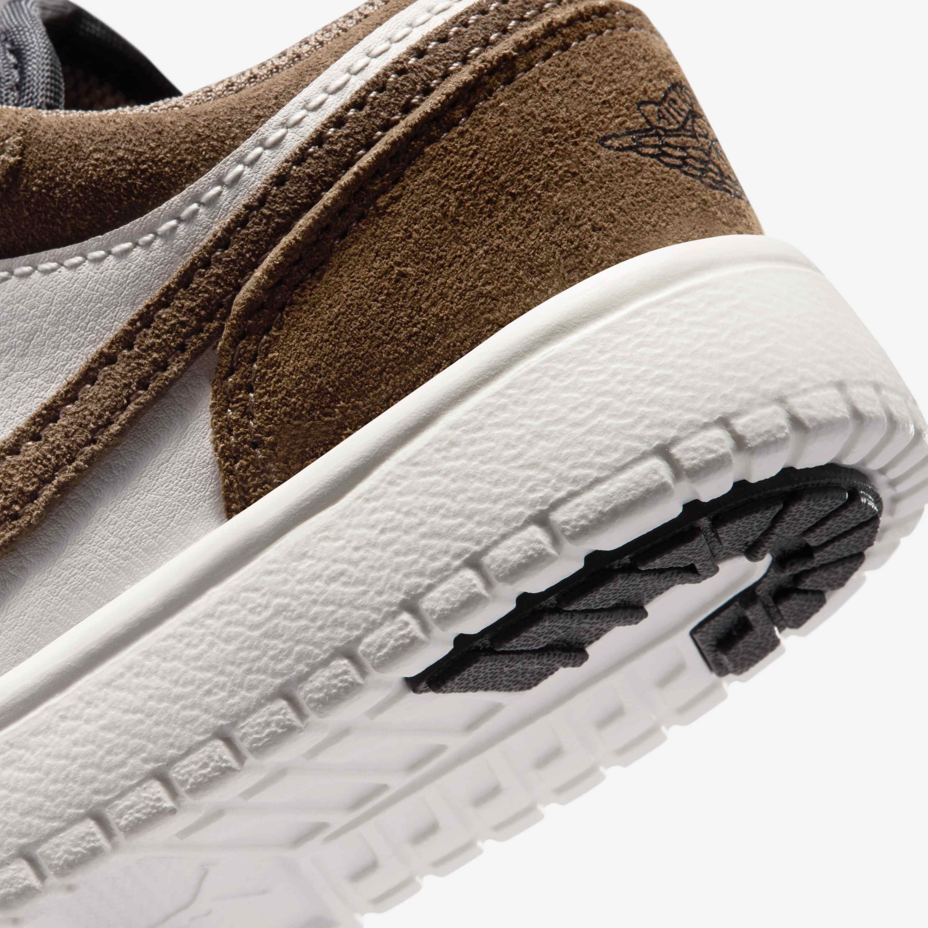 Jordan 1 Low Alt image number 7