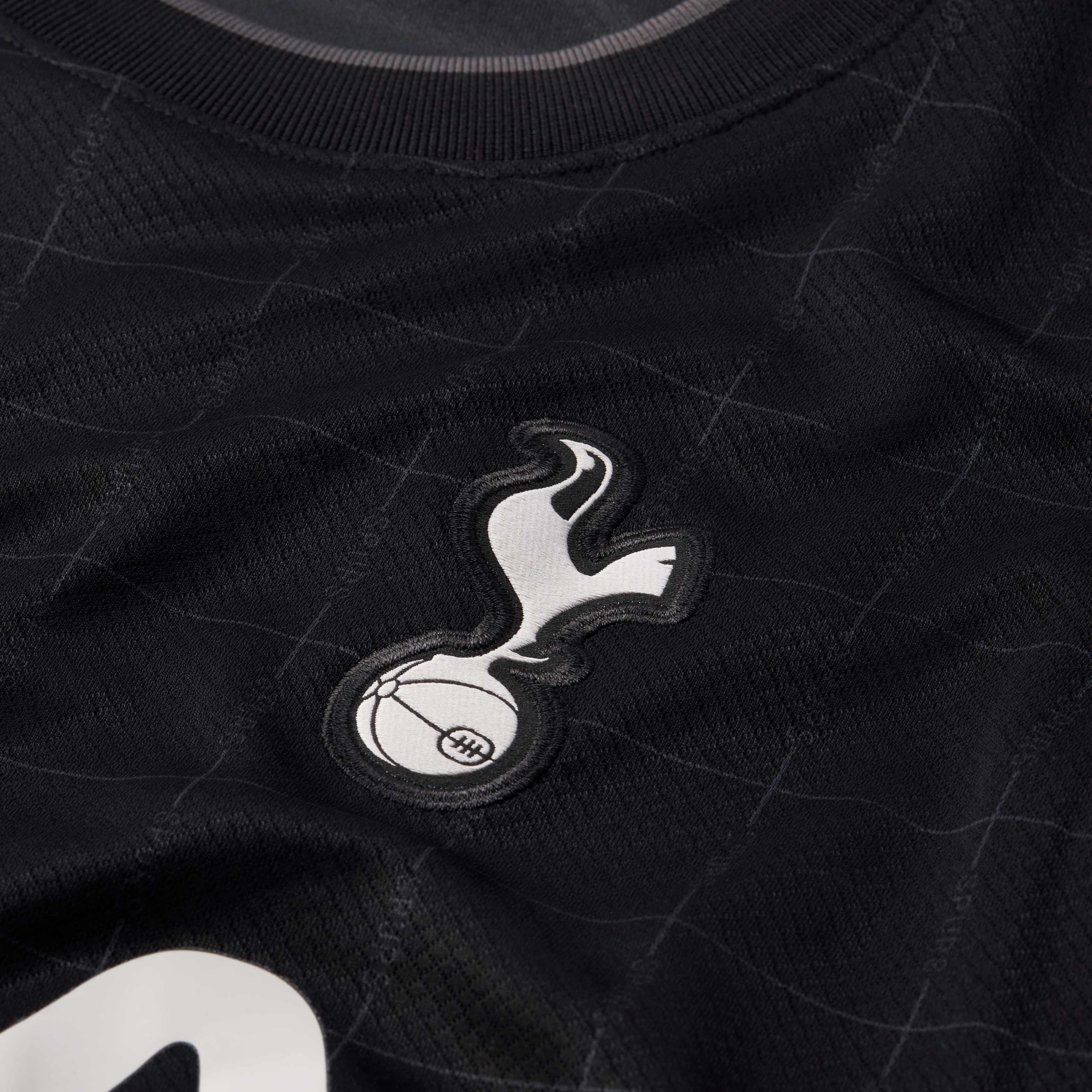 Tottenham Hotspur 2025/26 Stadium Away image number 9