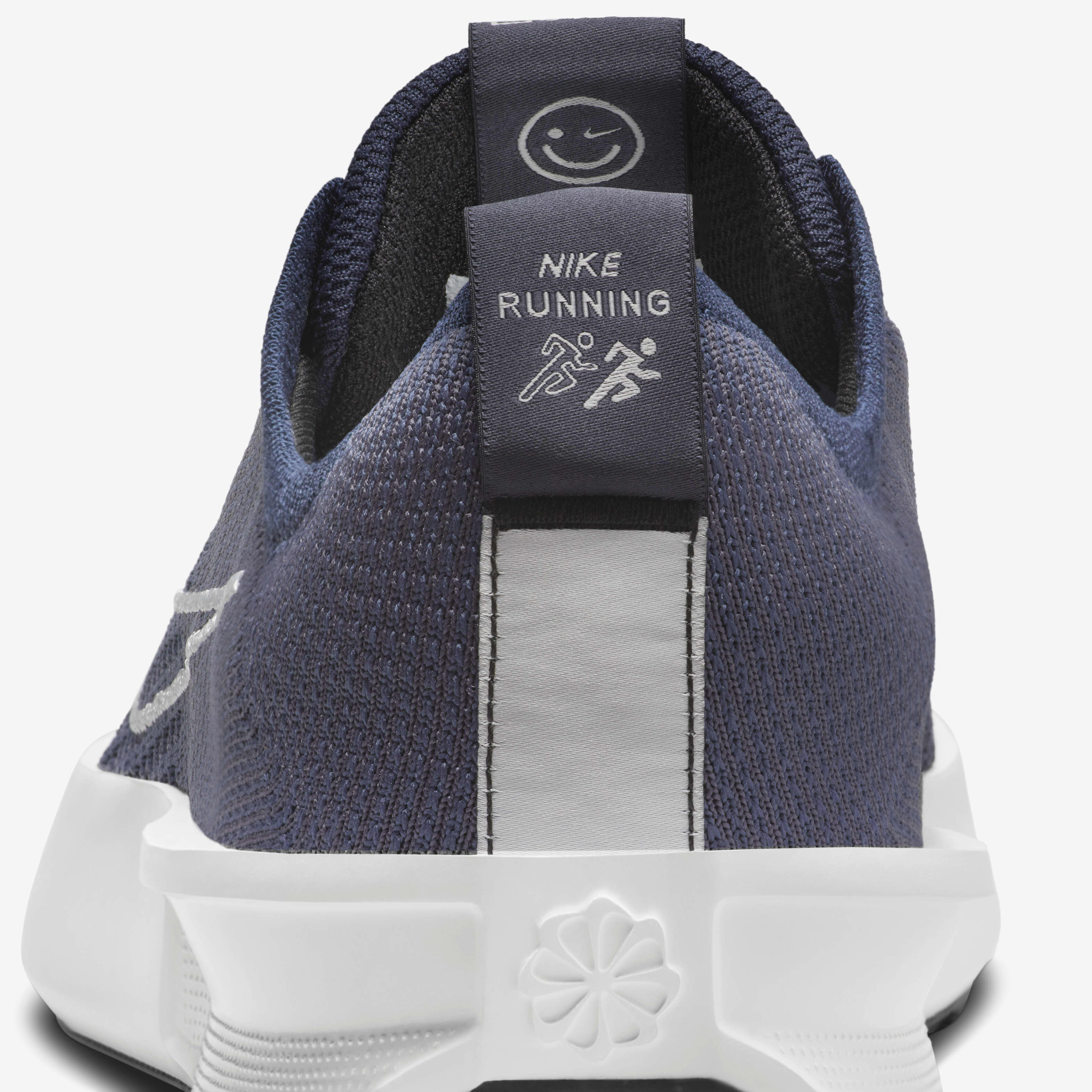 نايكي انتراكت رن image number 8