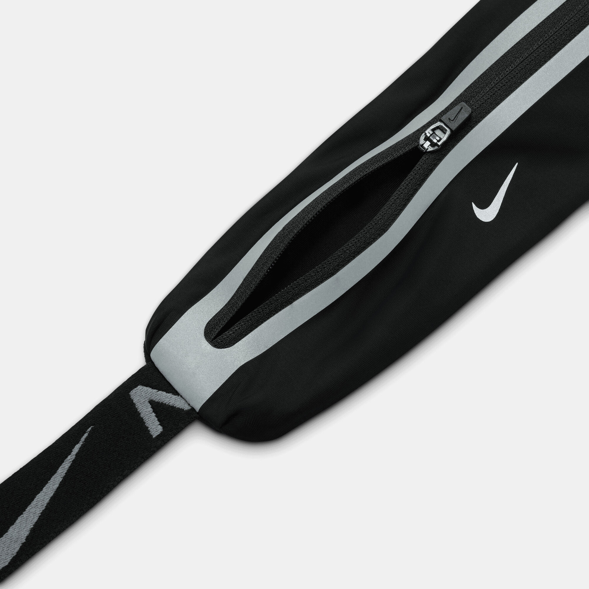 Nike Slim 4.0 image number 3