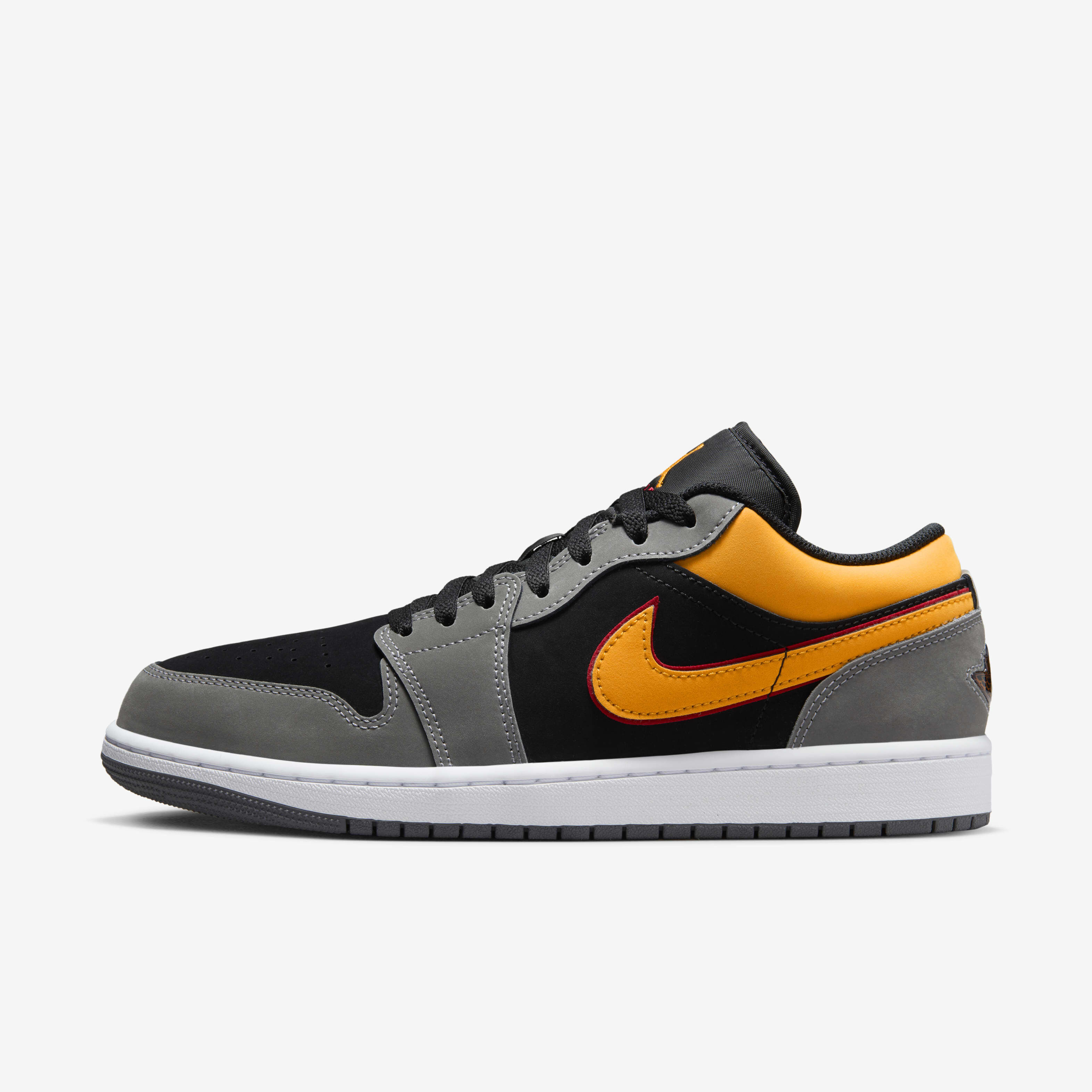 Air Jordan 1 Low SE image number 0