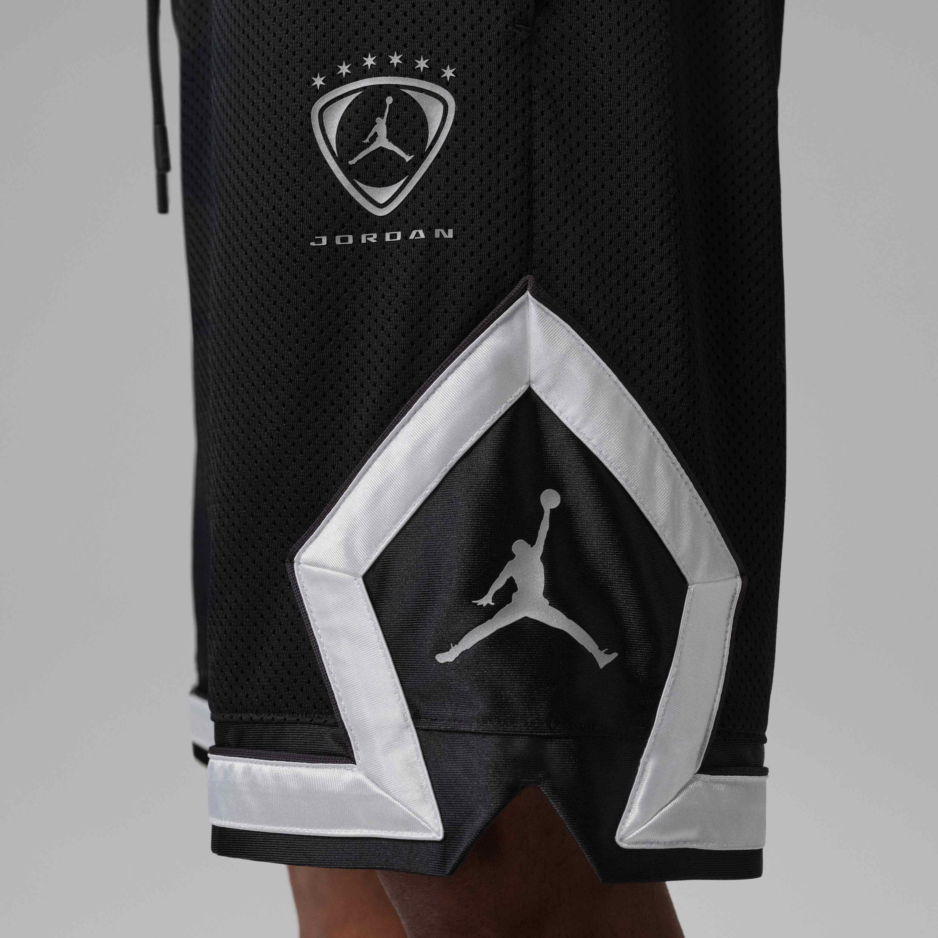 Jordan Brooklyn image number 5