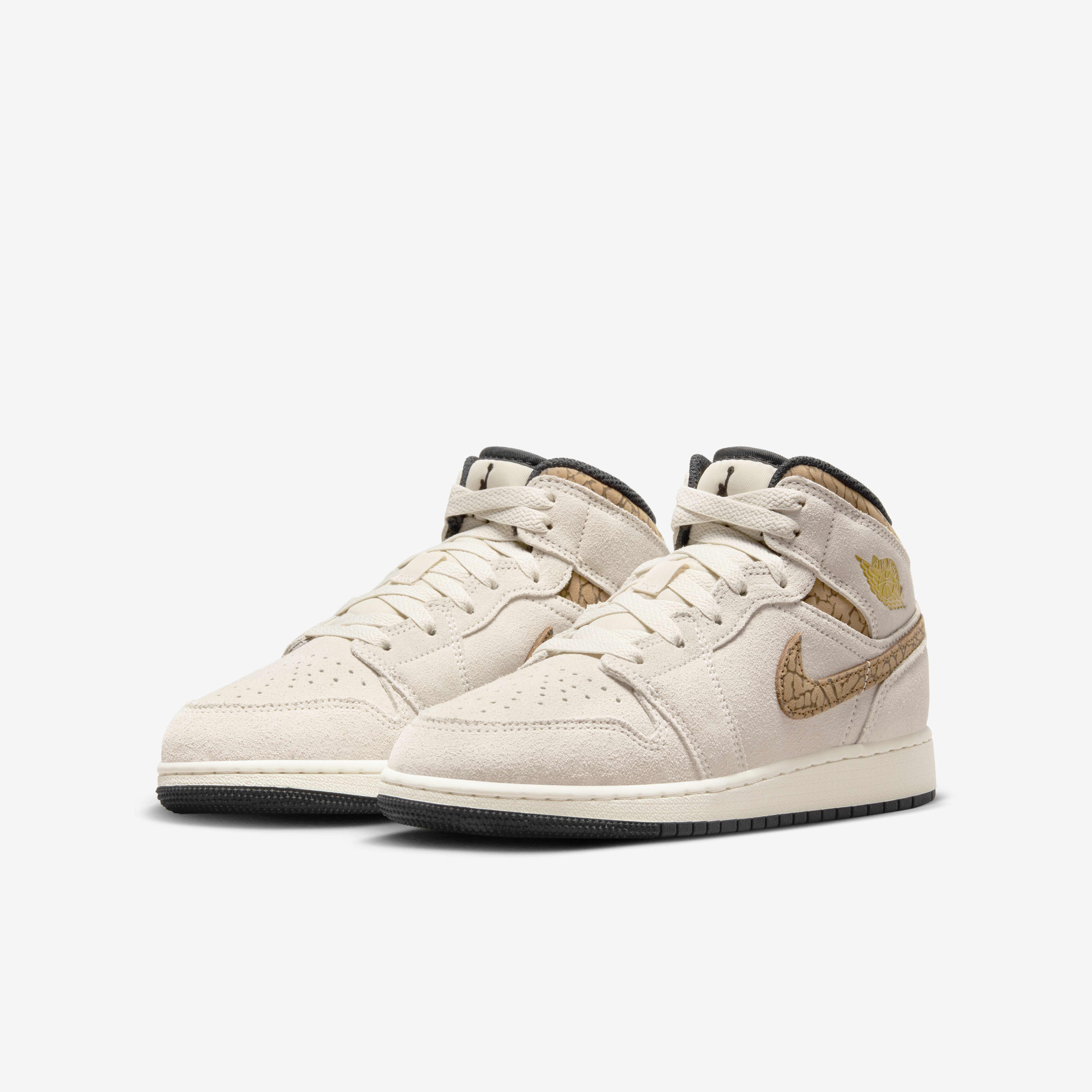 Air Jordan 1 Mid SE image number 4