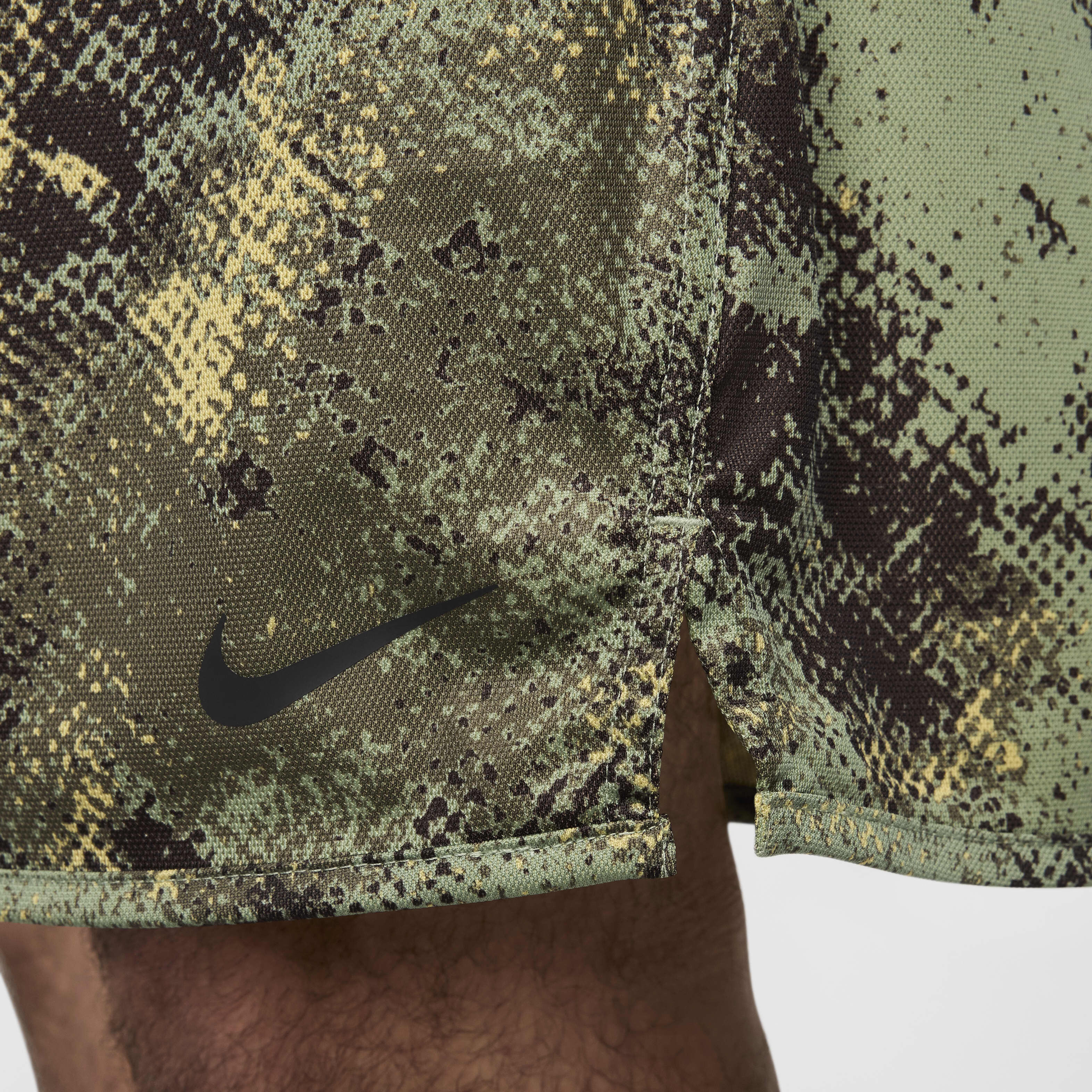 Buy Nike Totality Camo Men s 18cm approx. Dri FIT Unlined Fitness Shorts Nike Qatar Official