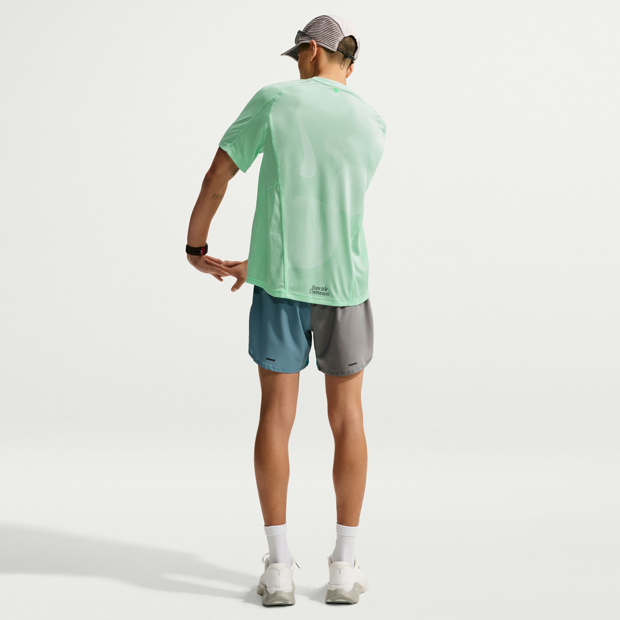 Nike  image number 1