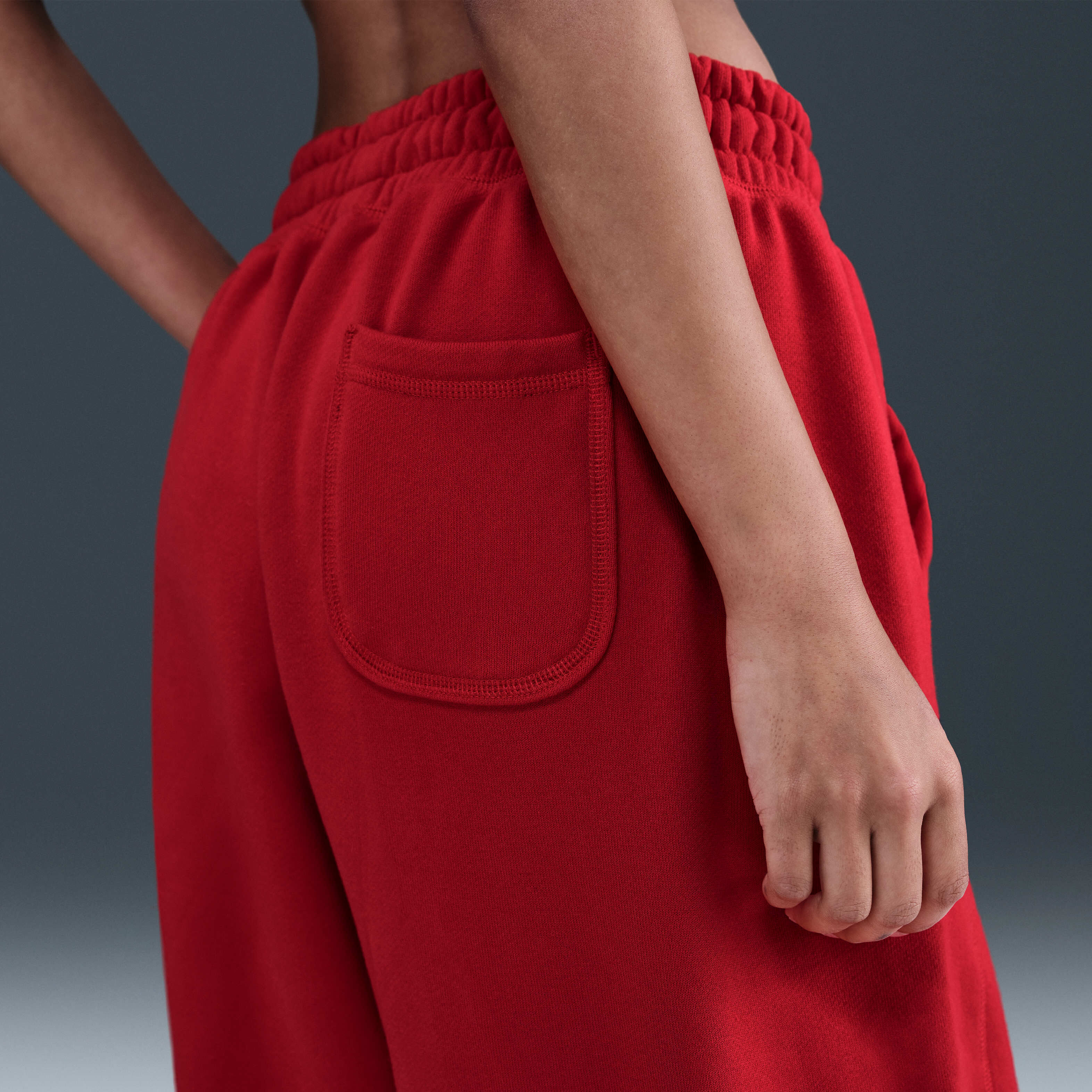 Nike Sportswear image number 2