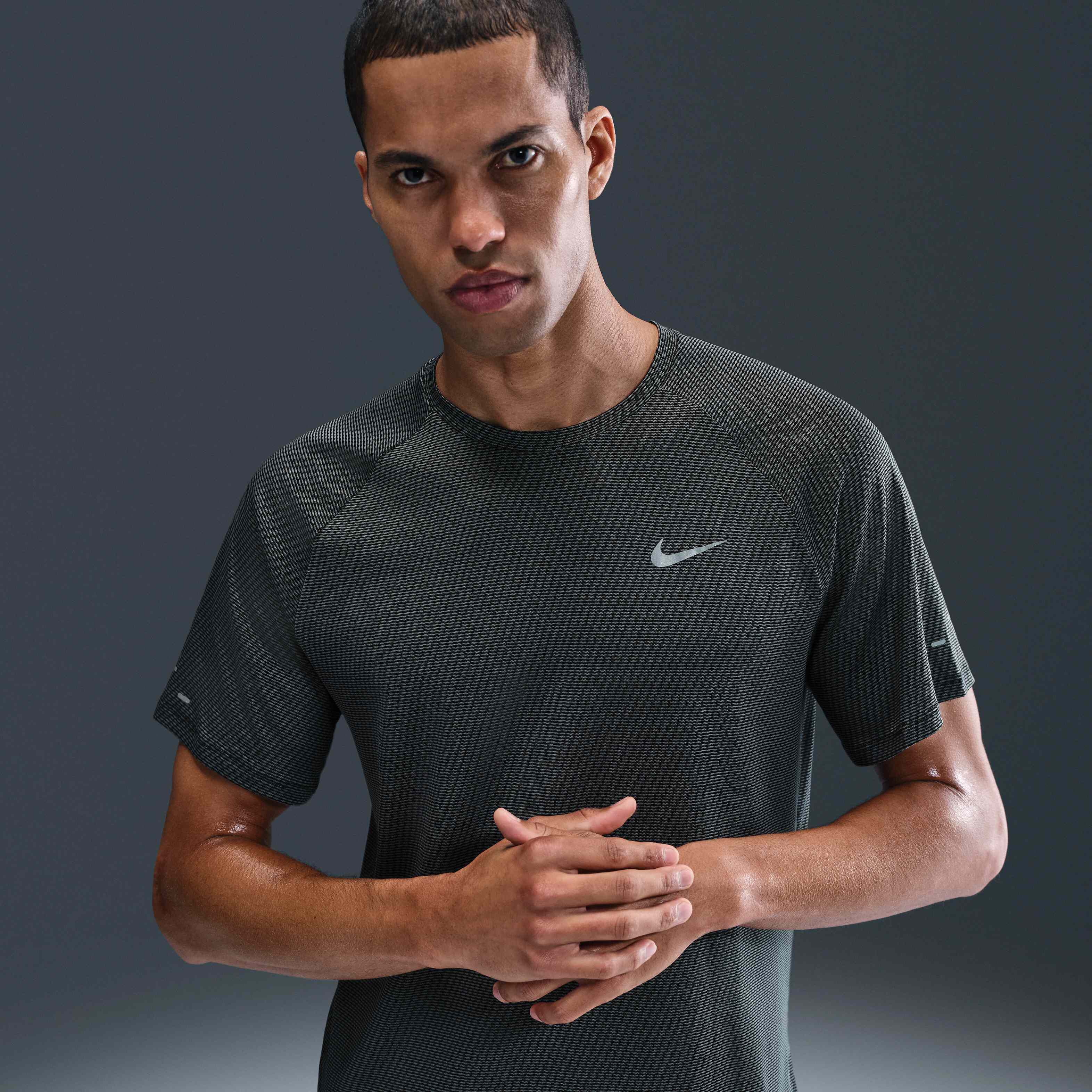 نايكي سترايد image number 0