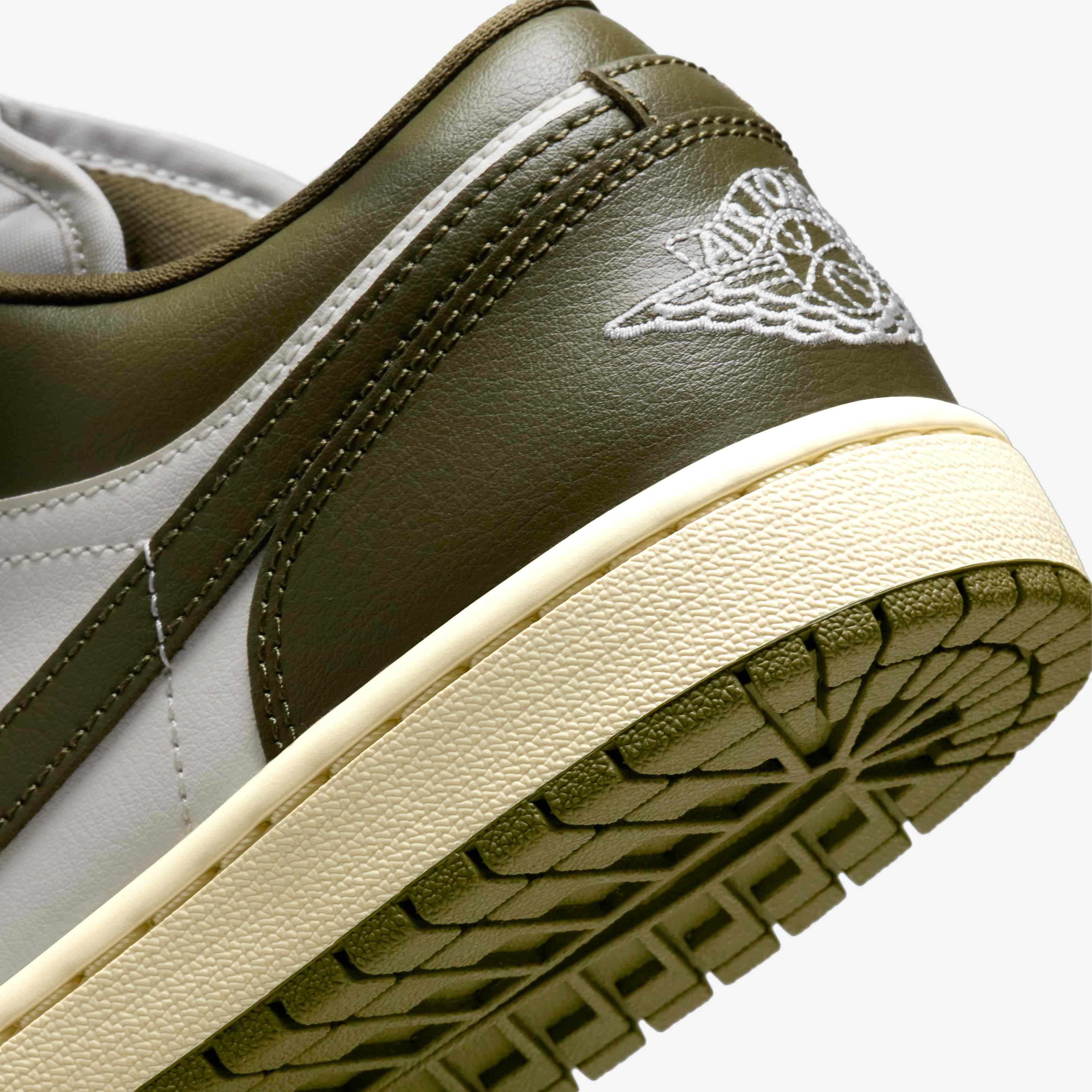 Air Jordan 1 Low image number 7