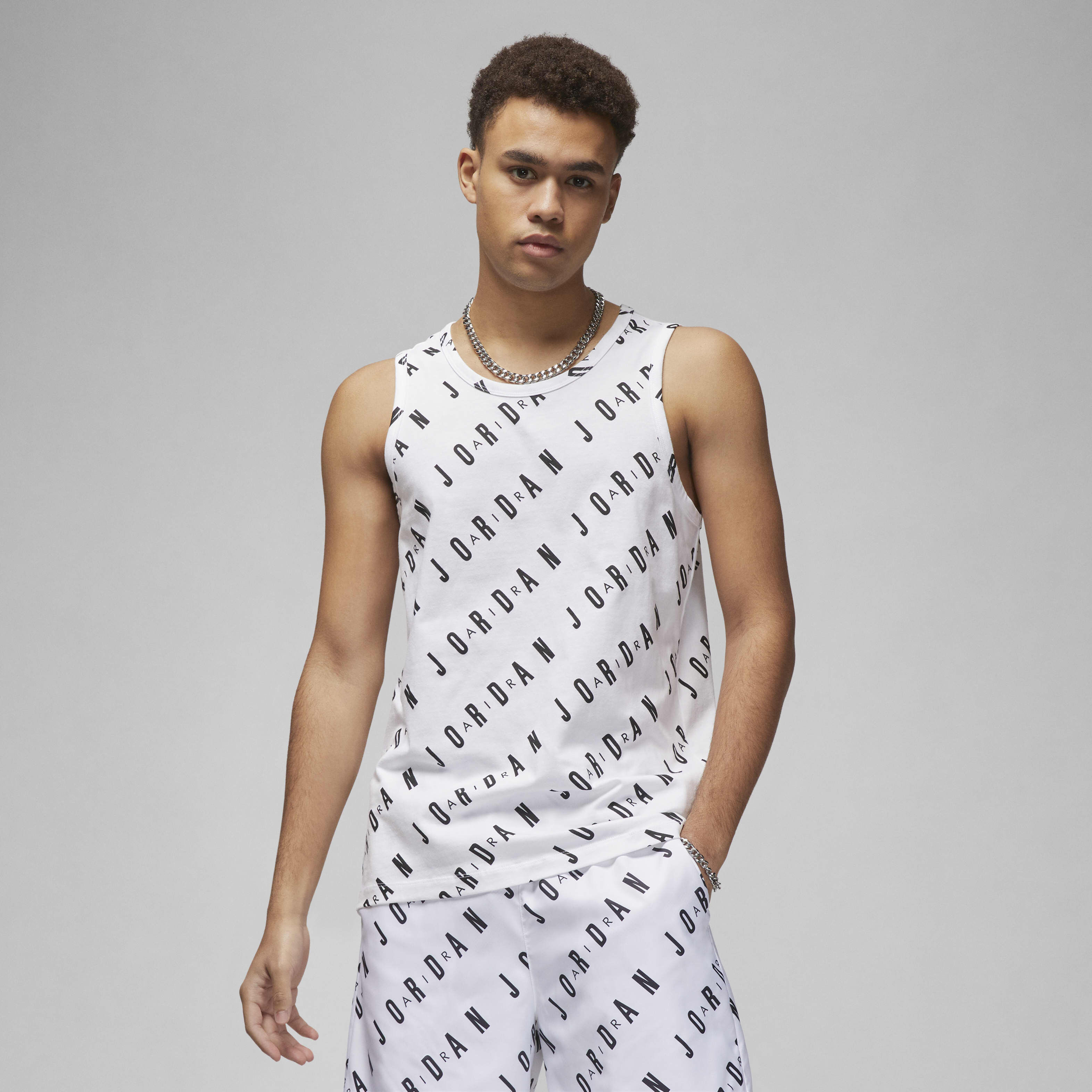 Jordan Essentials image number 0