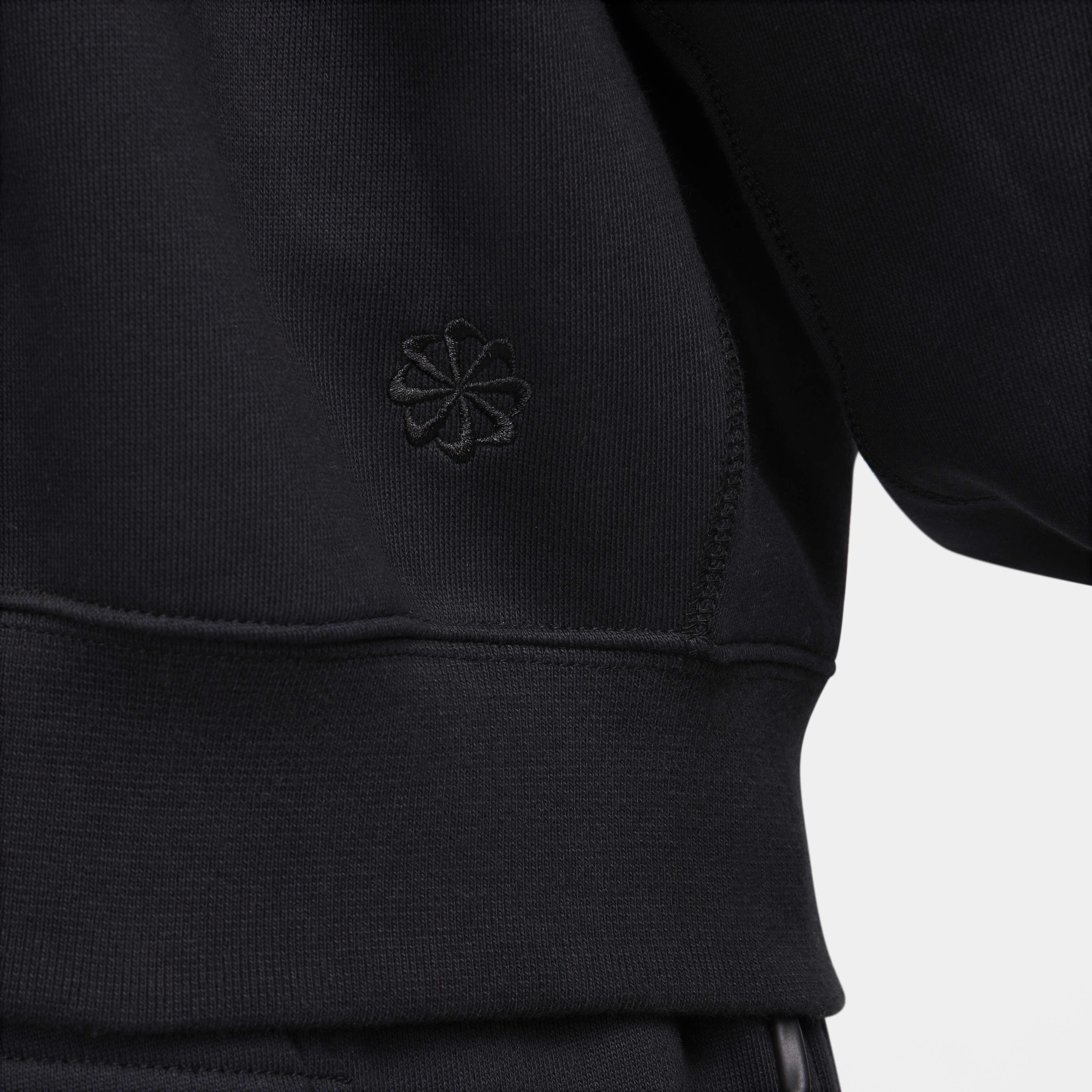 Nike Sportswear Therma-FIT Tech Pack image number 6