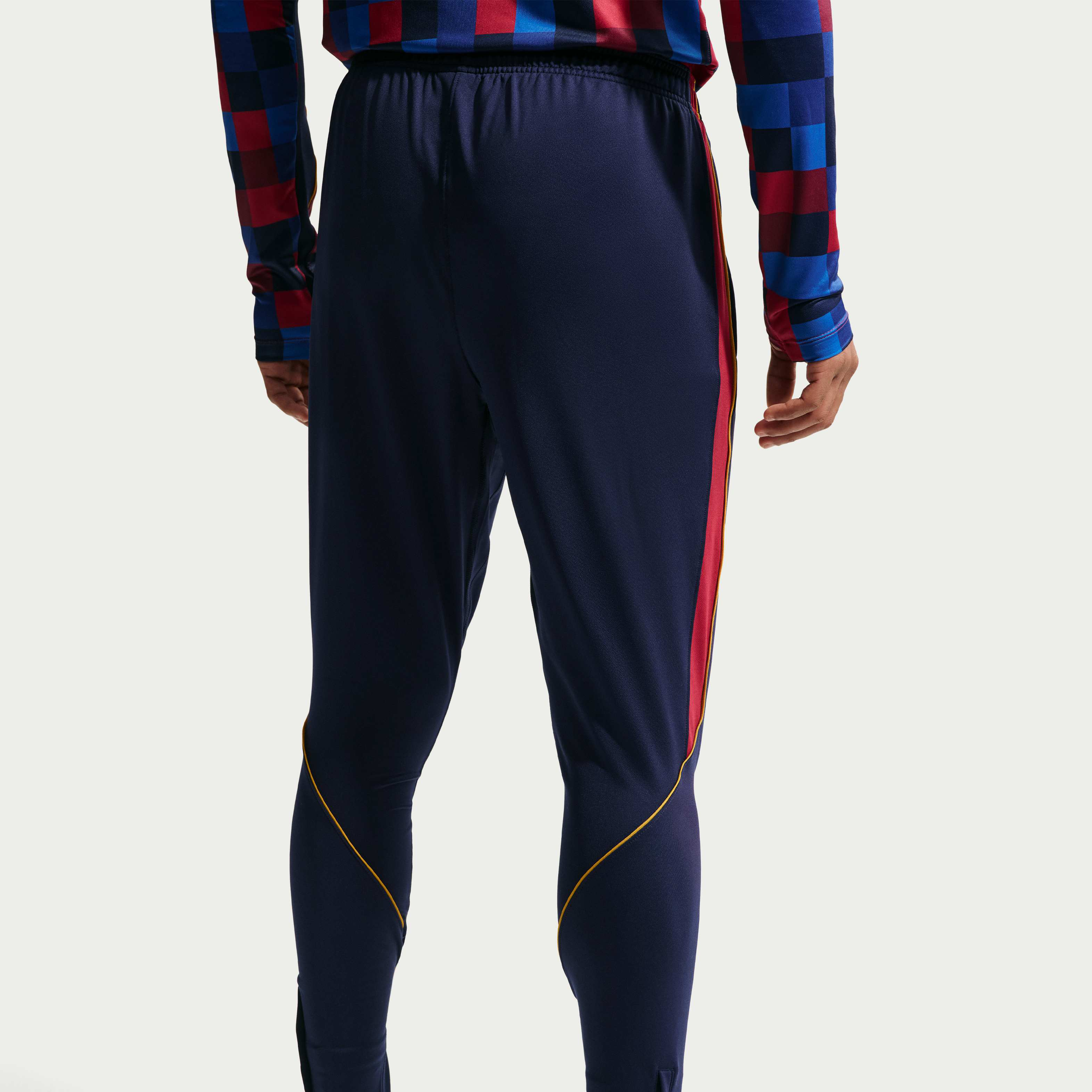 برشلونة سترايك image number 2