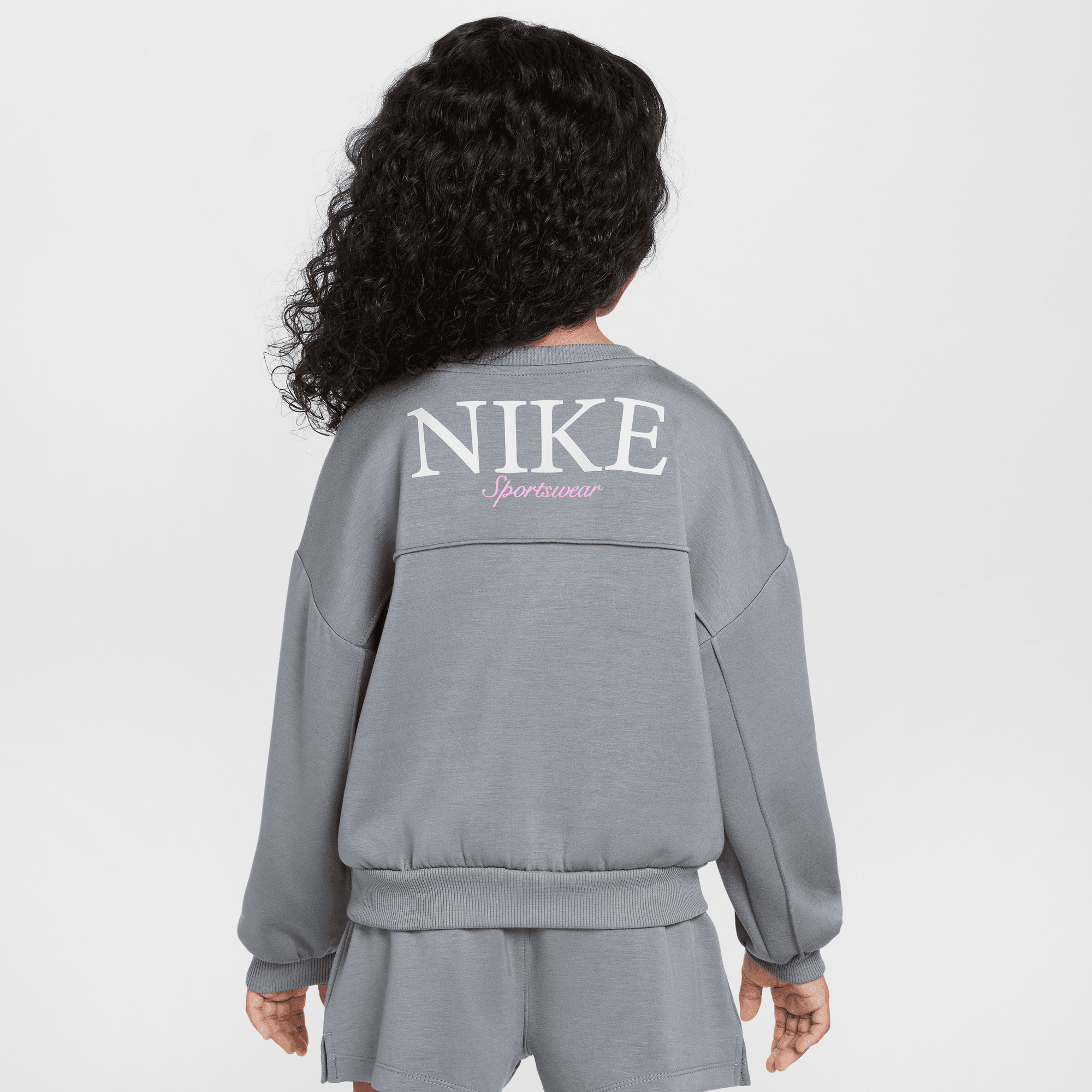 نايكي image number 1