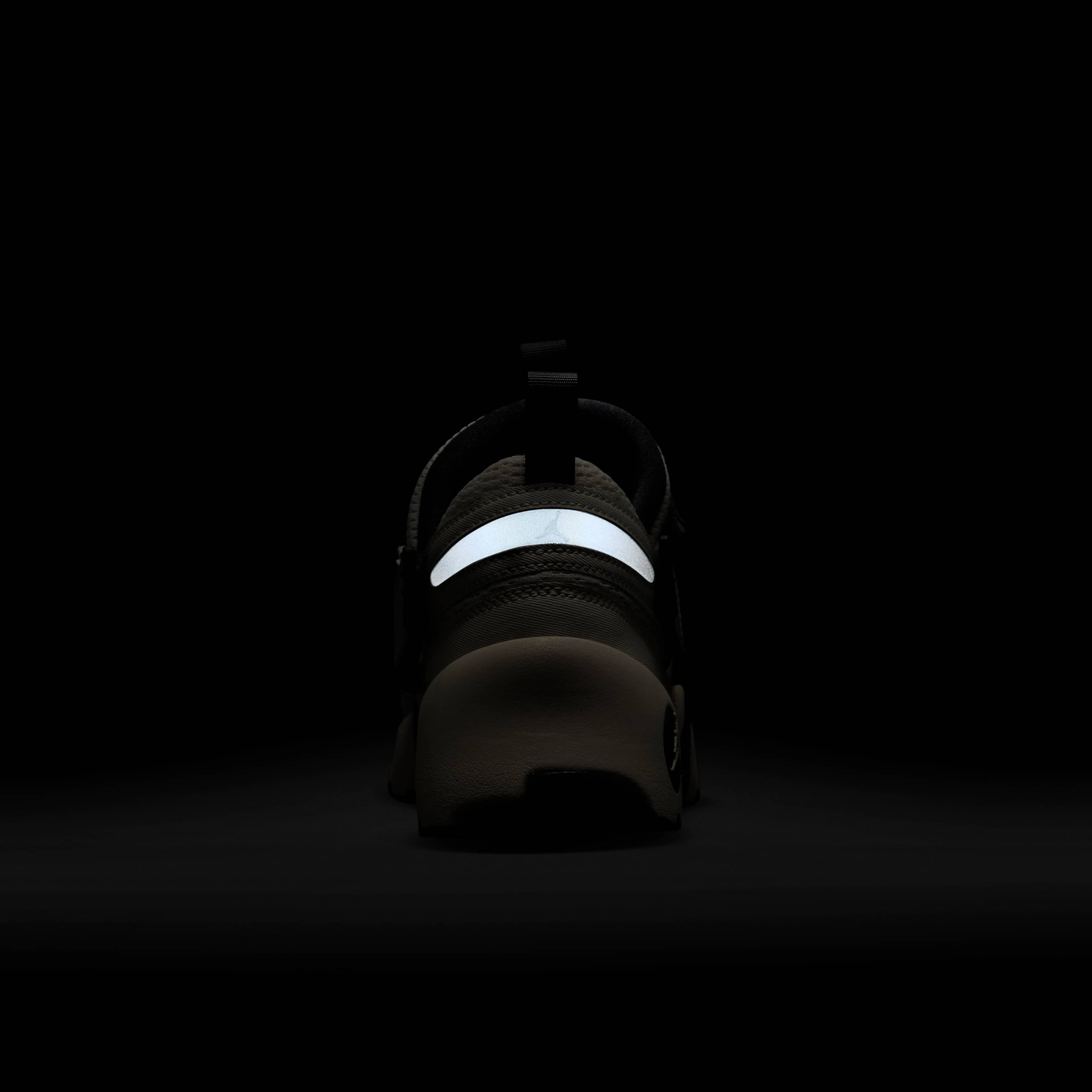 Jordan Trunner LX image number 8