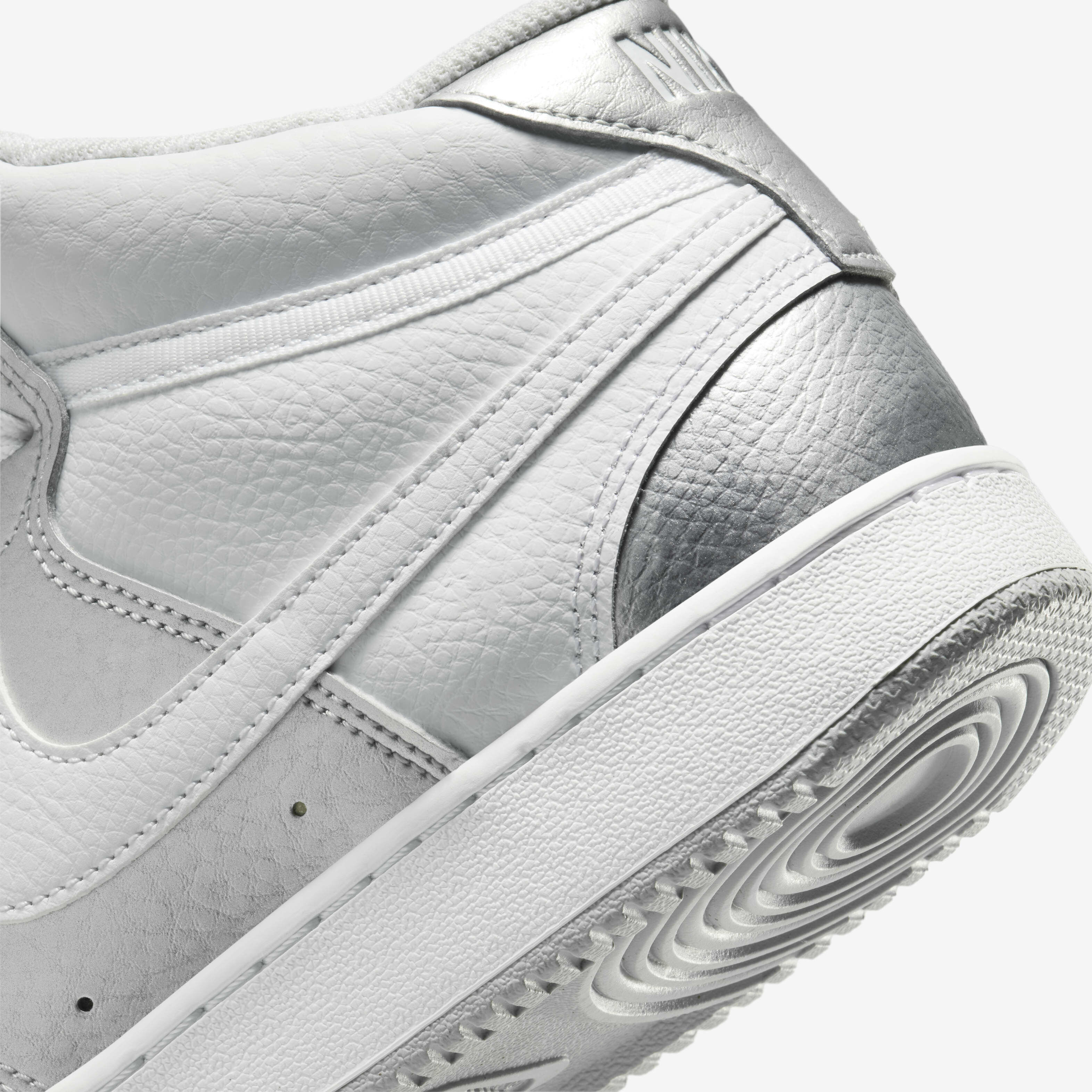 نايكي كورت فيجن ميد image number 7