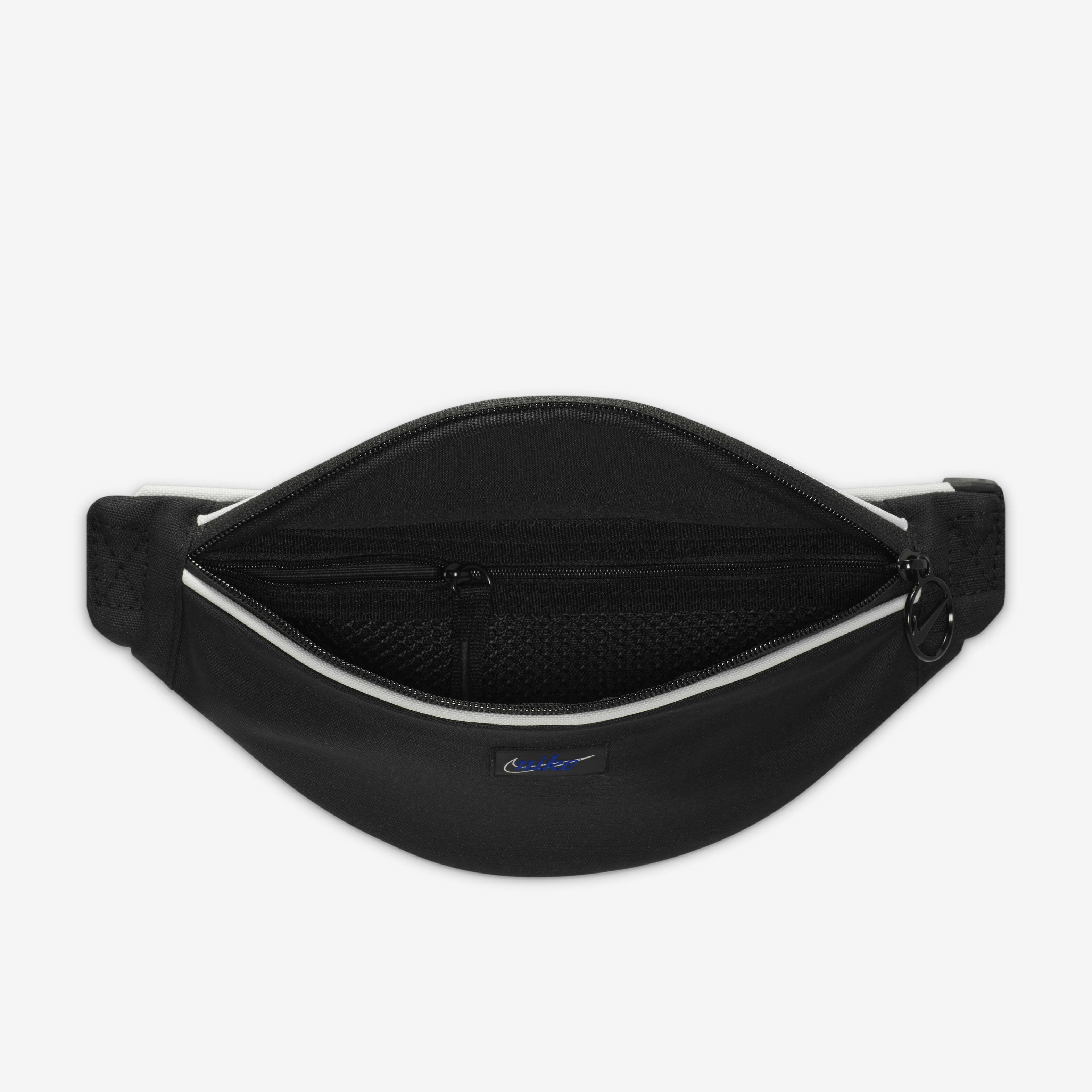 Nike Heritage image number 4