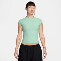 نايكي سبورتسوير تشيل نت