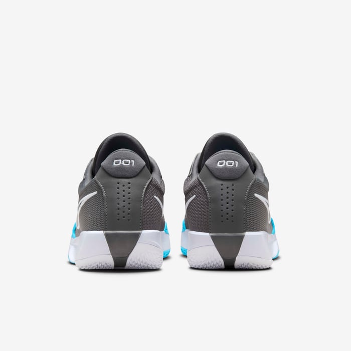 SEGA Knight & Day Chaussures De Cricket Professionnelles En Caoutchouc Bleu Et Gris - Confort Et Performance