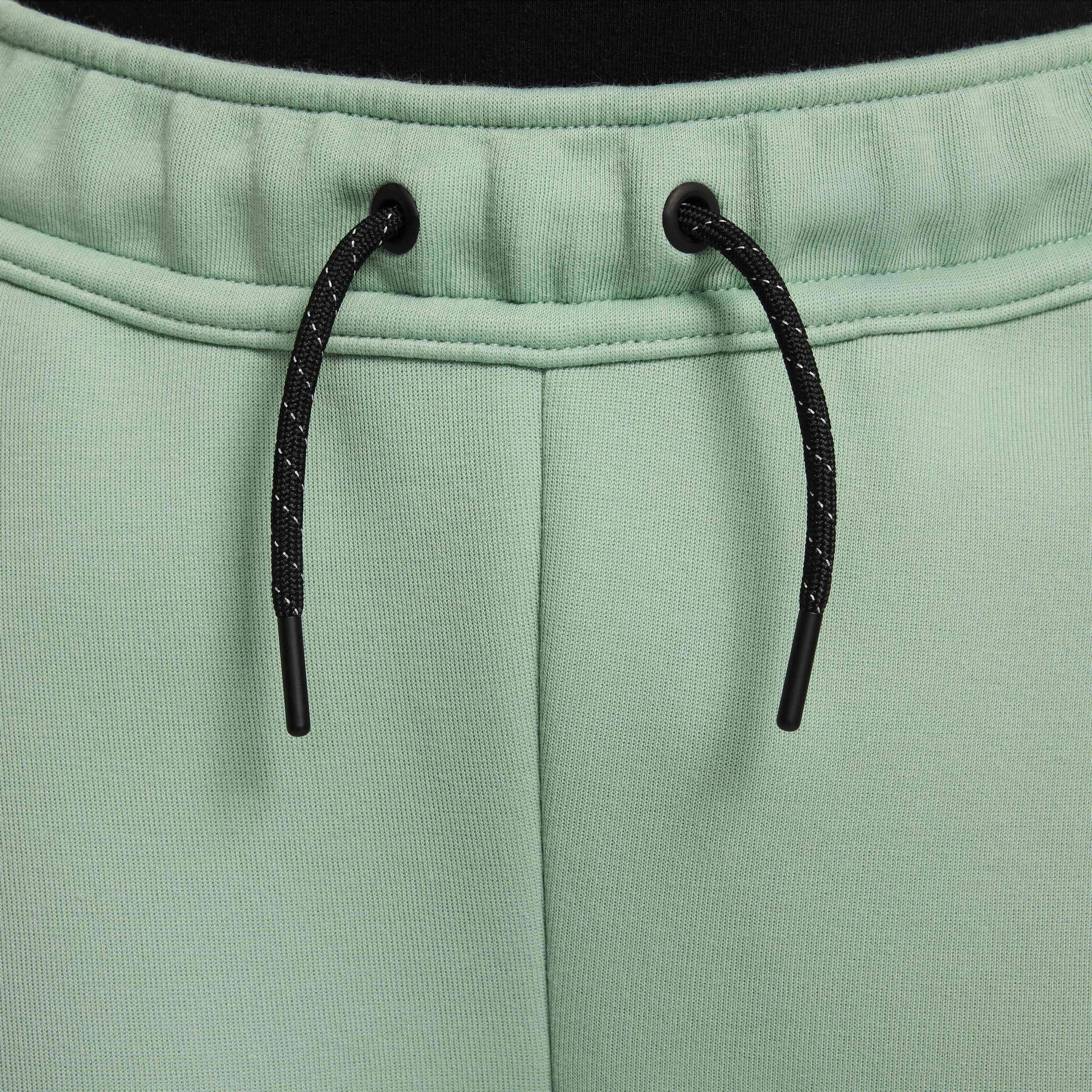 نايكي سبورتسوير تك فليس image number 2