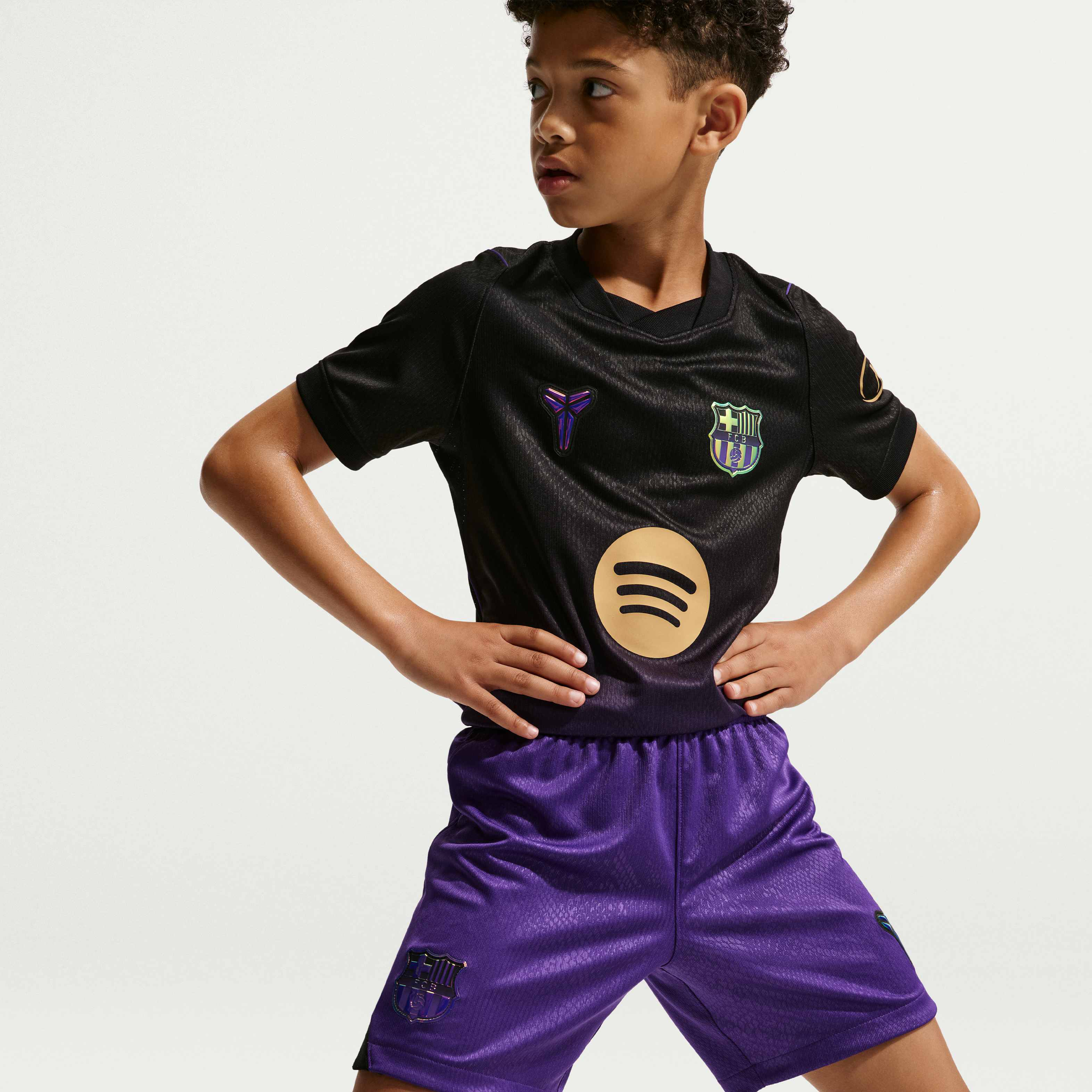 F.C. Barcelona 2026/27 Stadium Away image number 3